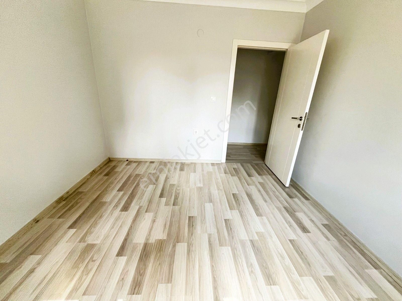 Gökçe Emlak 'tan Merkezde 4+1 Güney Cephe Fırsat Daire - Görsel 17