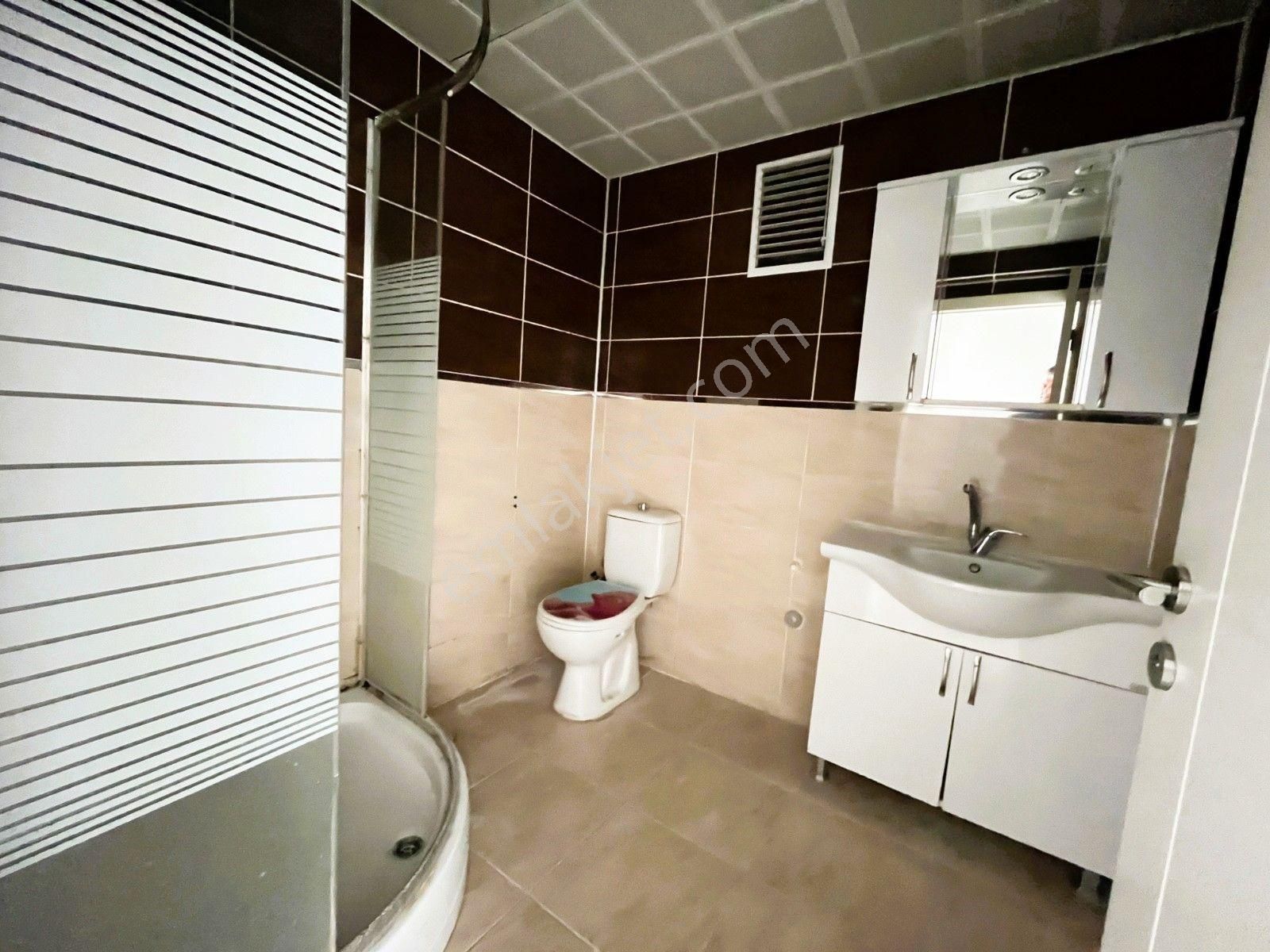 Gökçe Emlak 'tan Merkezde 4+1 Güney Cephe Fırsat Daire - Görsel 18