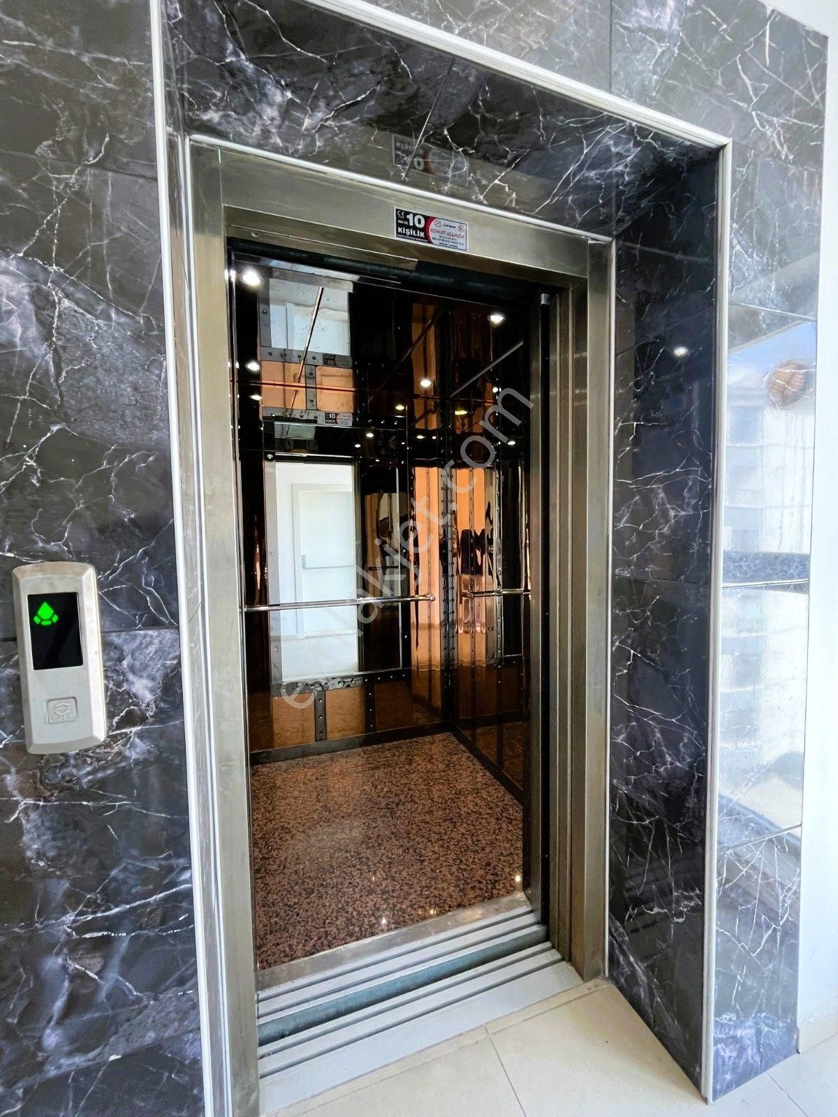 Gökçe Emlak 'tan Merkezde 4+1 Güney Cephe Fırsat Daire - Görsel 23