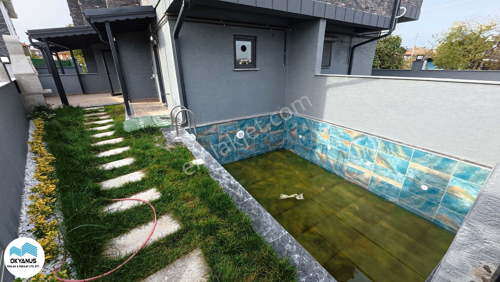 Kocaali Sahilde Müstakil Bahçeli Havuzlu Şık Villa Okyanustan - Görsel 5
