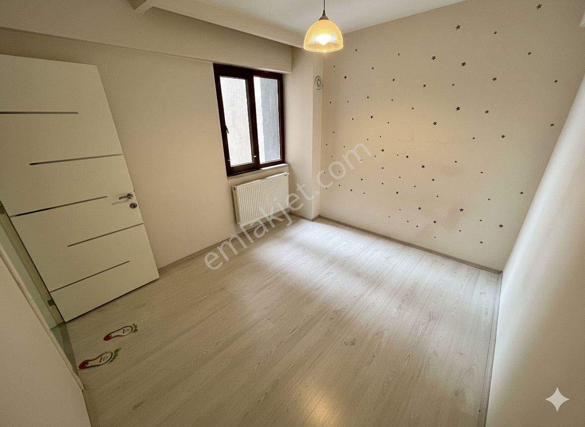 Ender Uysal Gayrimenkulden Şemiklerde 2+1 Asansörlü Satılık Geniş Daire... - Görsel 7