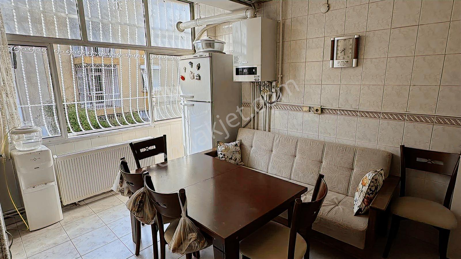 Göztepe Stad Yanı Köşe Binada Geniş 2+1 120m2 Arakat Otoparklı - Görsel 10