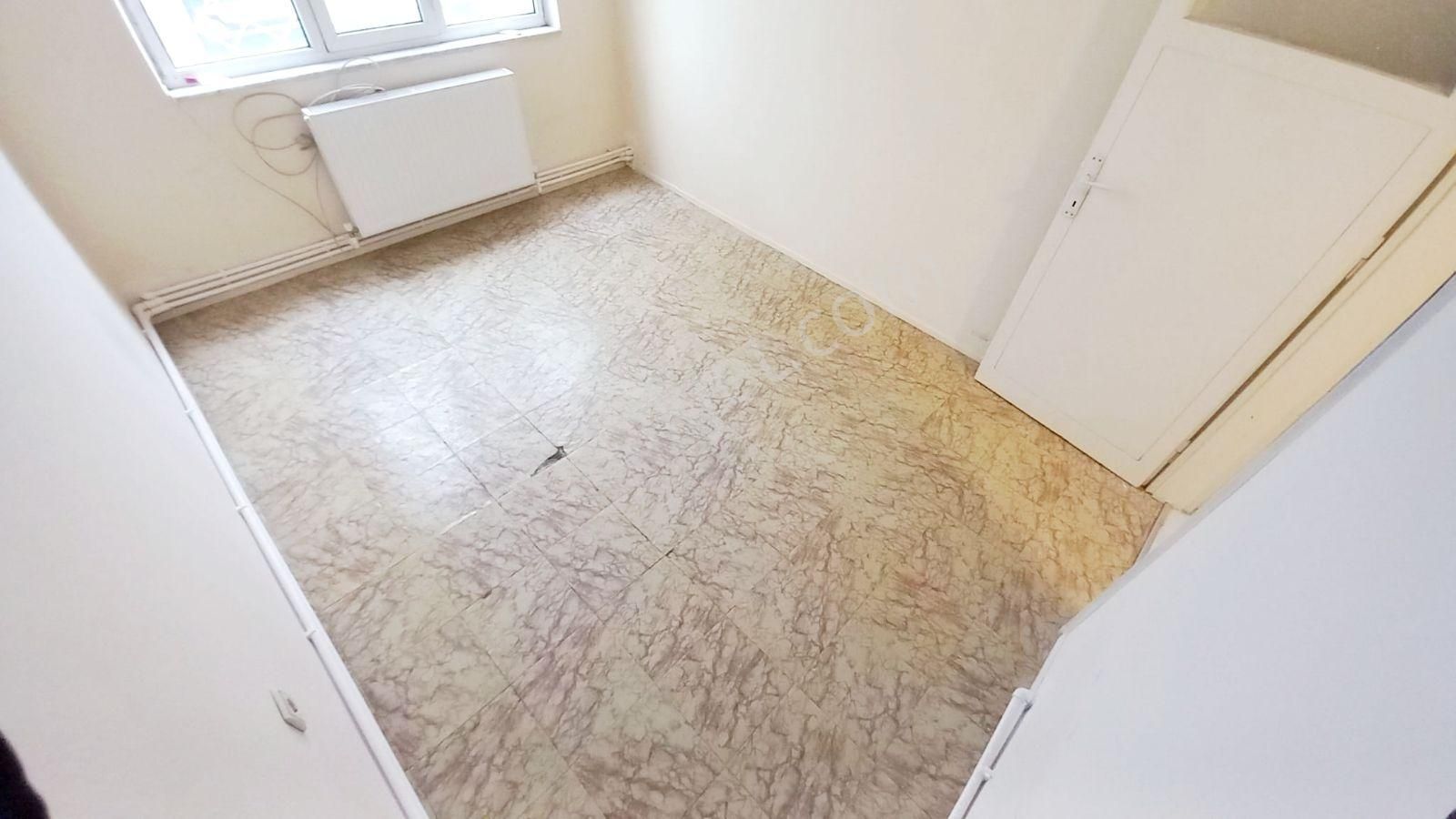 Akçay Merkezde Denize 80 Metre 2+1 Giriş Kat Satılık Daire - Görsel 3