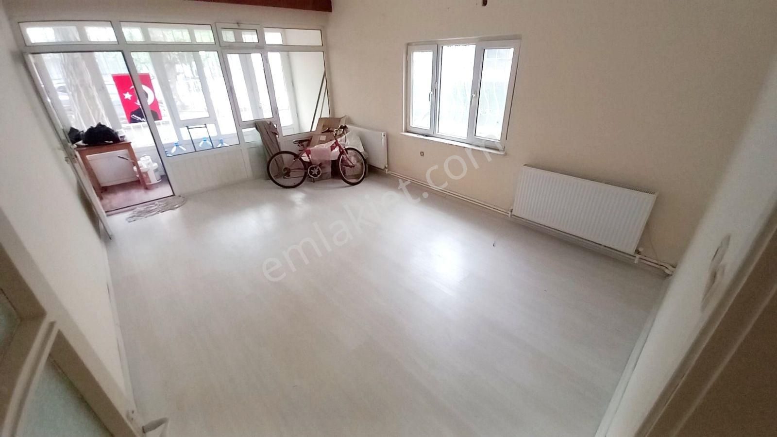 Akçay Merkezde Denize 80 Metre 2+1 Giriş Kat Satılık Daire - Görsel 18
