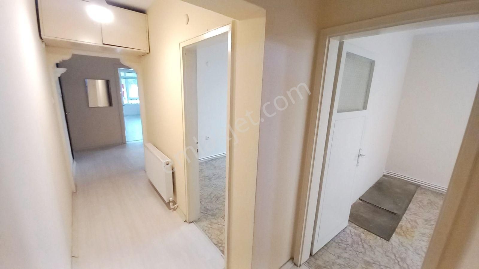 Akçay Merkezde Denize 80 Metre 2+1 Giriş Kat Satılık Daire - Görsel 6