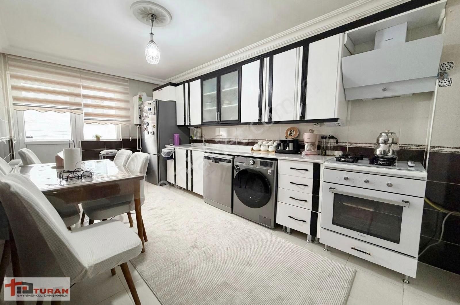 Karakeçili Cadde Paraleli Arakat Asansörlü 3+1 Masrafsız Daire*