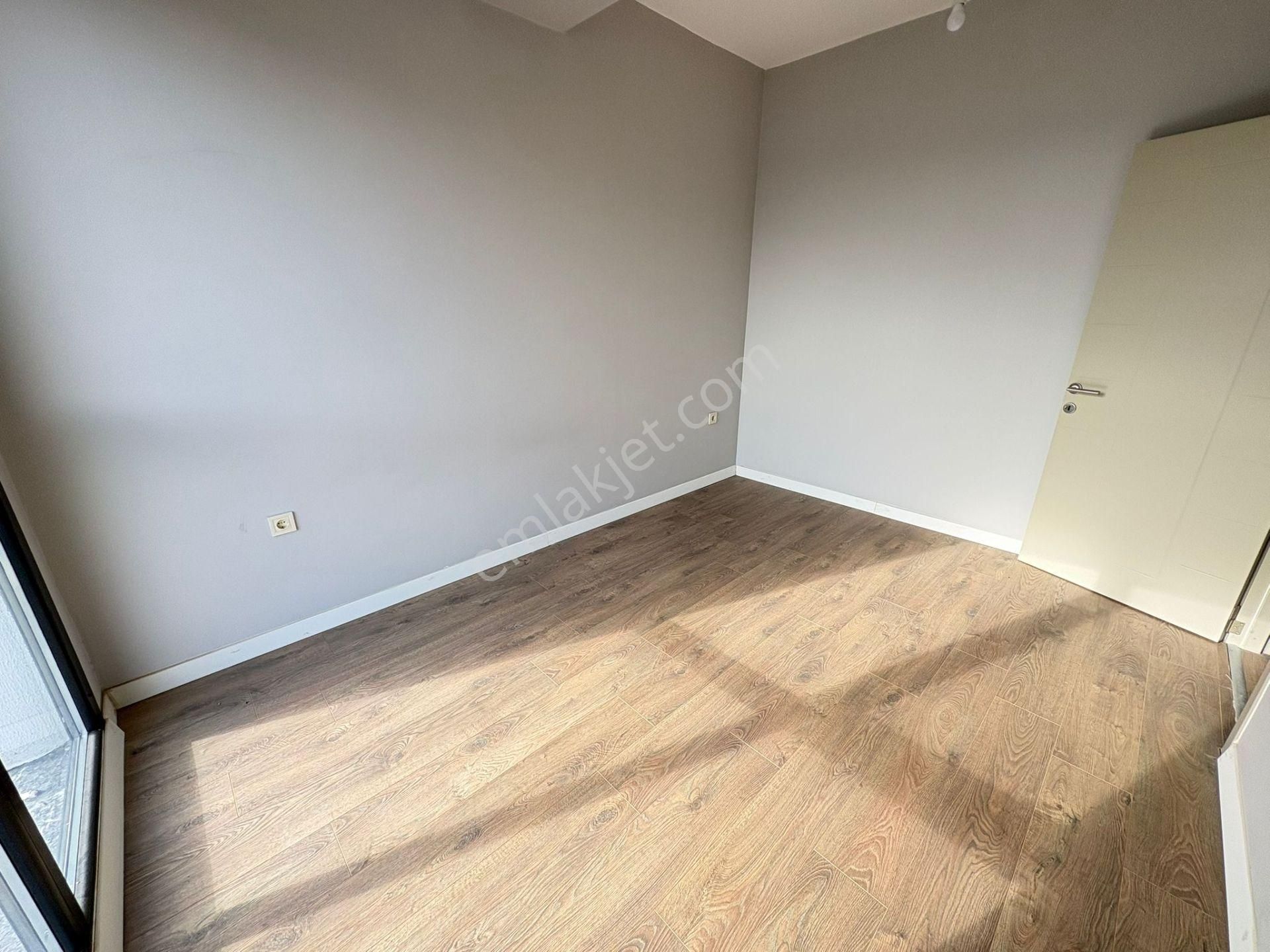 Seyrek Kiralık 1+1 Daire - Görsel 11