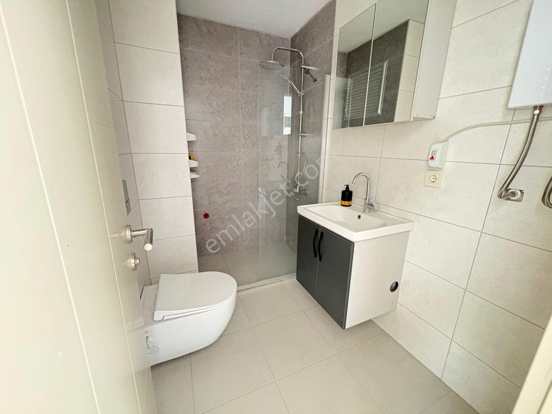 Seyrek Kiralık 1+1 Daire - Görsel 12