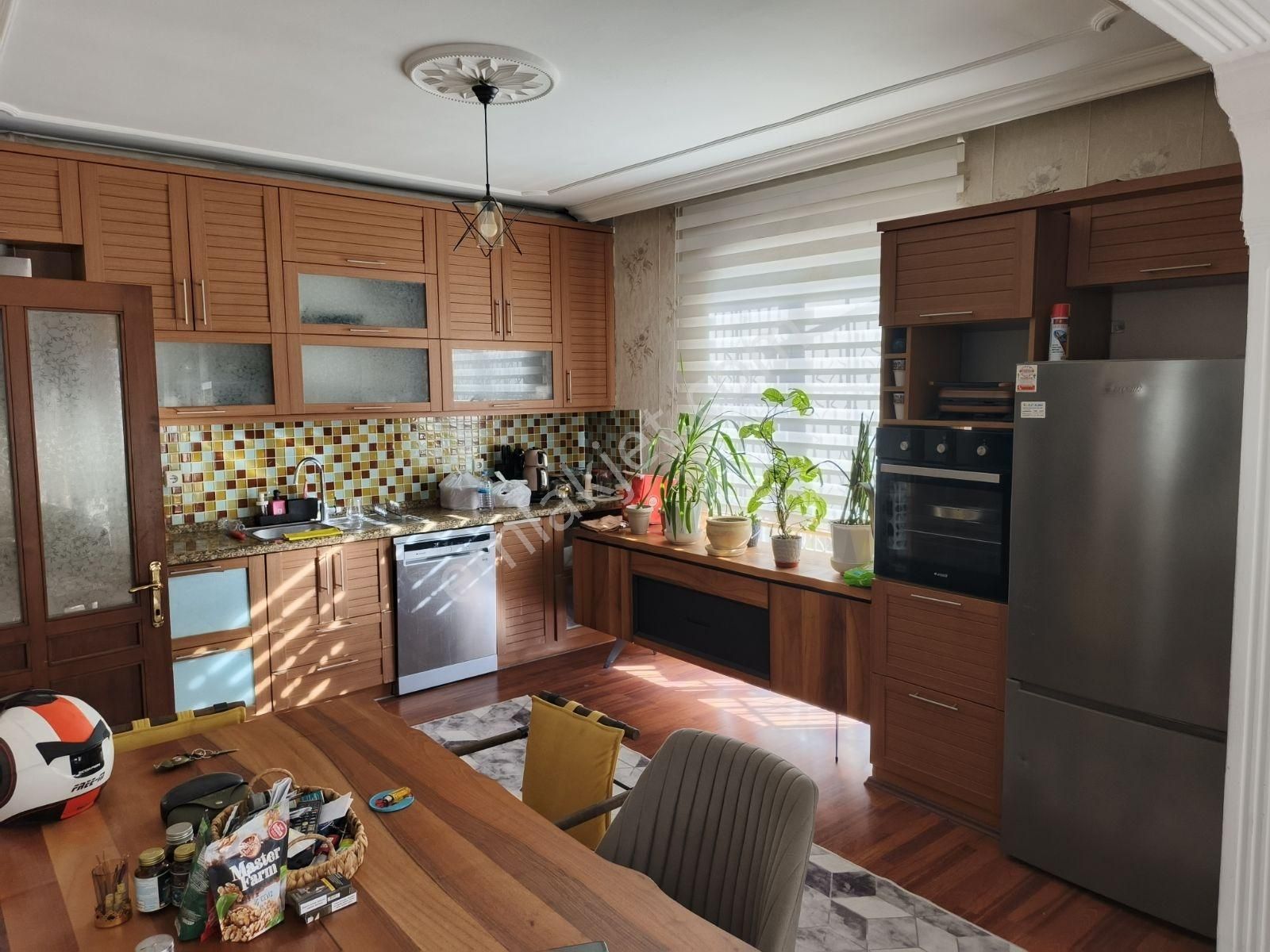 Fethiyede Sahile Yakın Havuzlu Satılık Geniş 2+1 Daire - Görsel 3