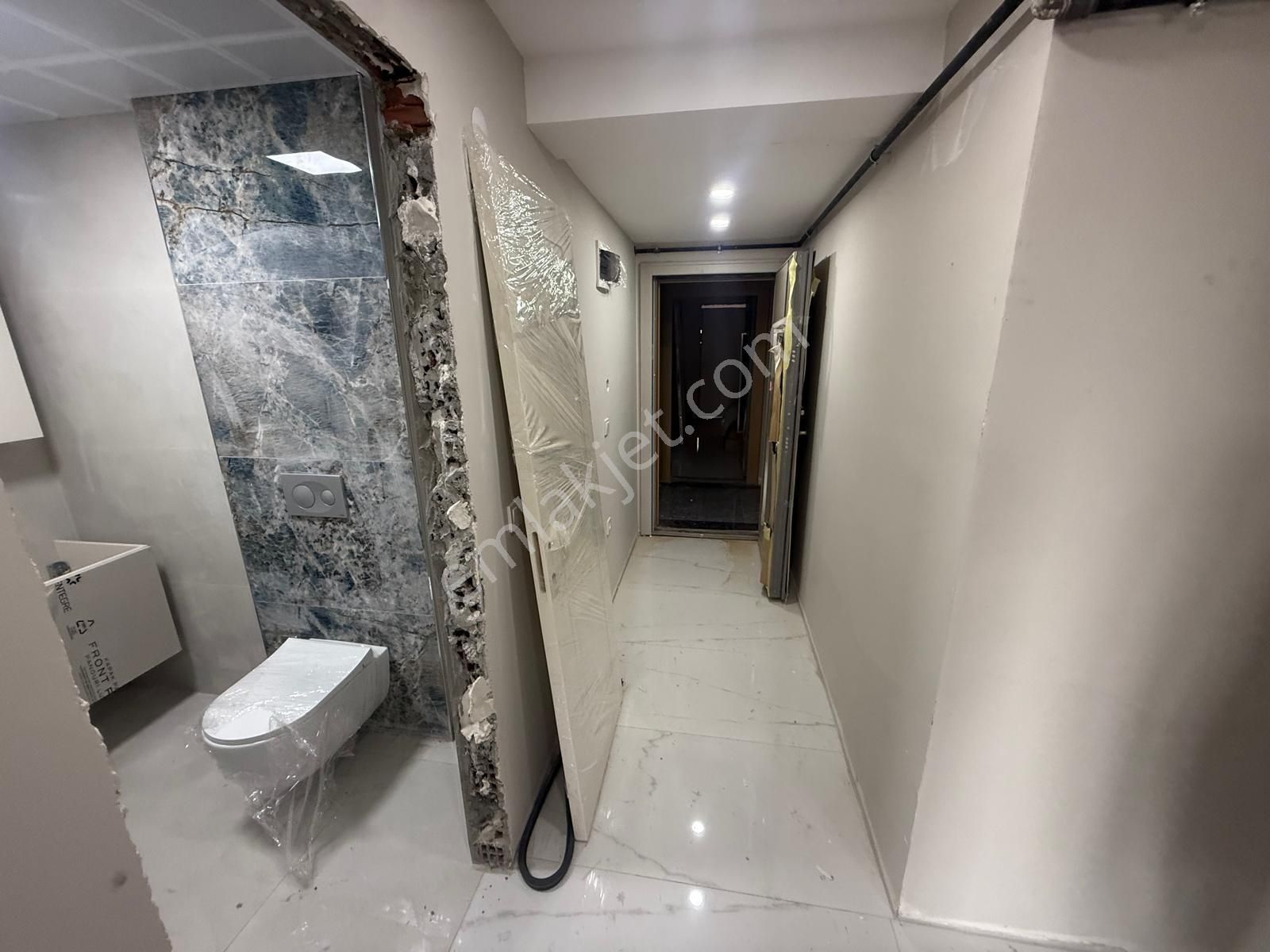 Küçükçekmece Lale Sokak'ta Satılık 2+1 Lüks Site İçi Daire - Görsel 9