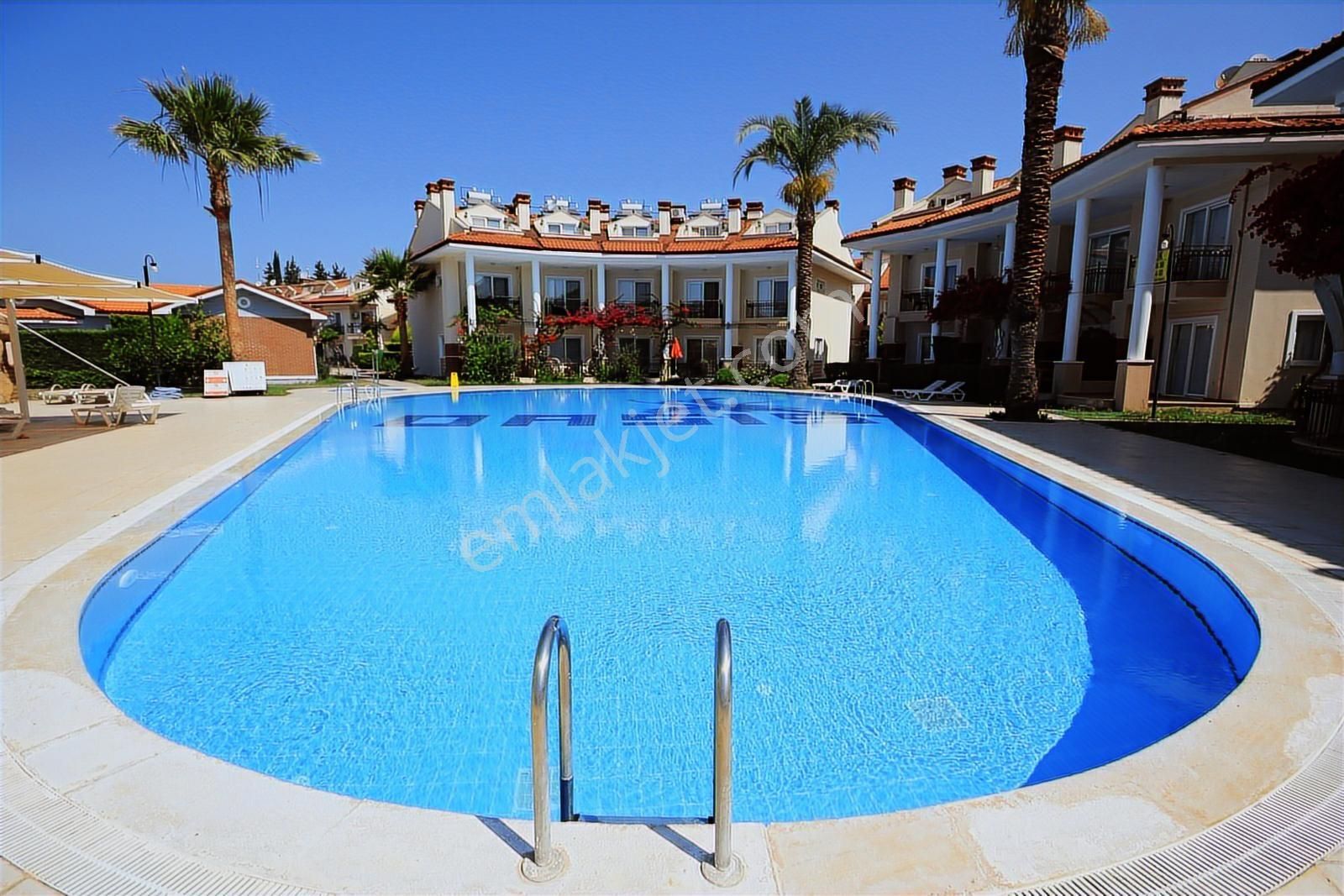 Fethiye Yanıklarda Doğa İçinde Satılık Bitişik Nizam 3+1 Villa