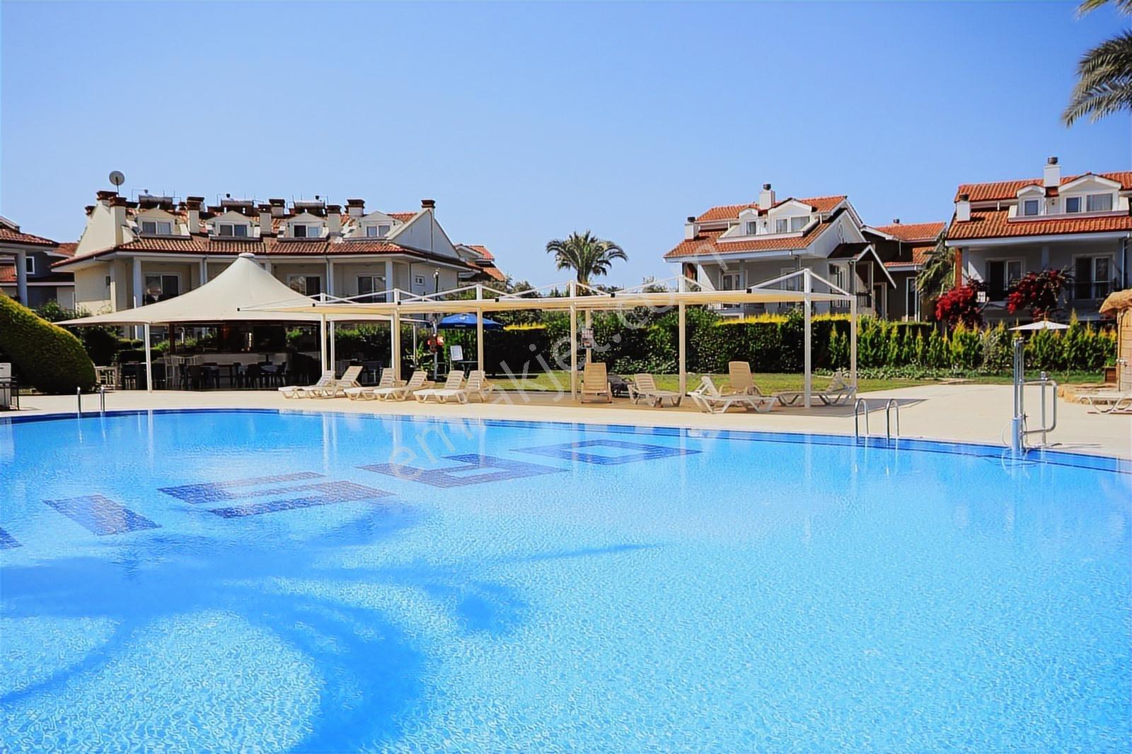 Fethiye Yanıklarda Doğa İçinde Satılık Bitişik Nizam 3+1 Villa - Görsel 4