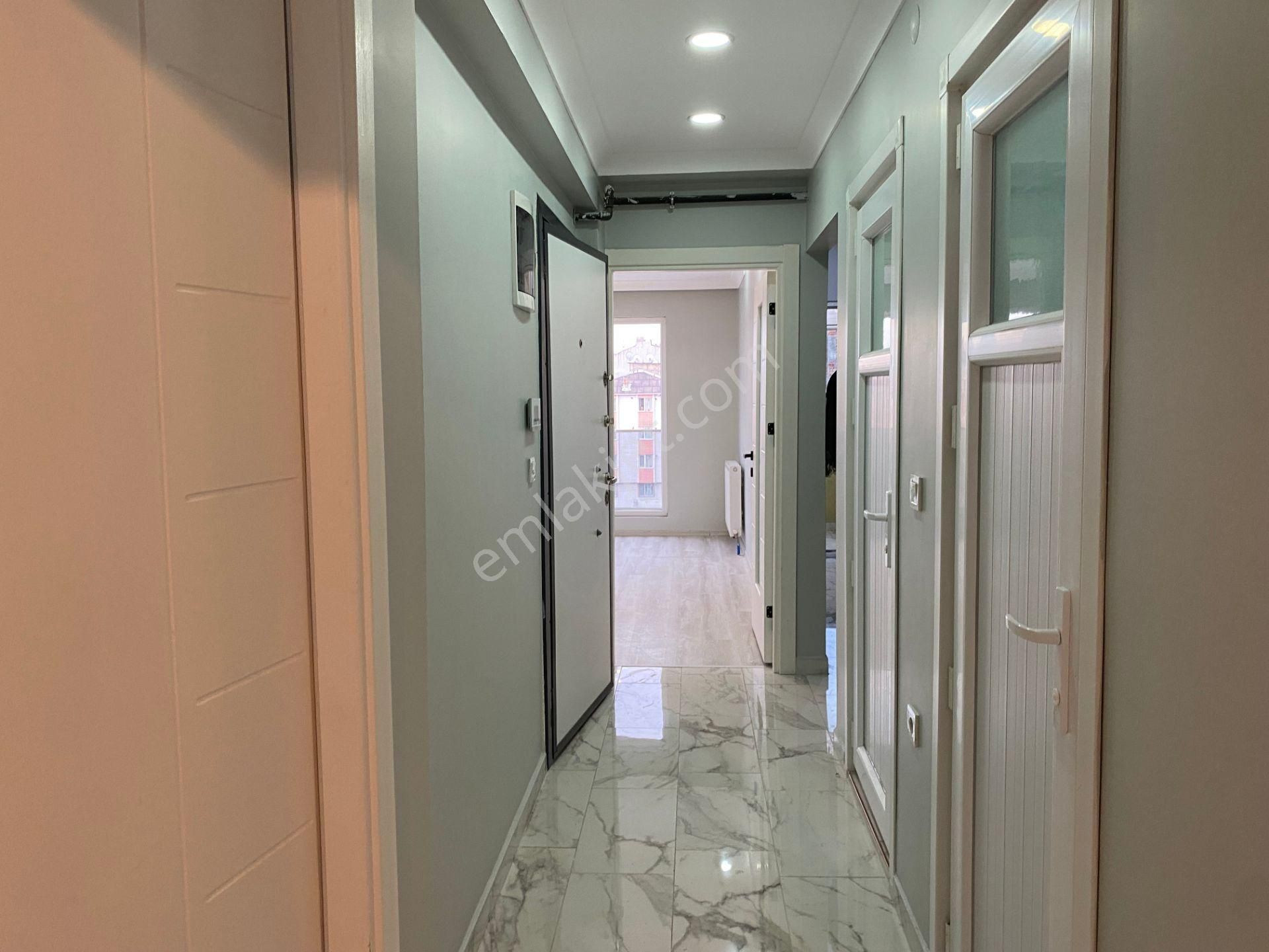 Avrupa Emlak Tan Esenler Fatih Mah 70m² 2+1 3.kat,5 Yıllık,yeni Bina,iskanlı,asansörlü(kiracılı) - Görsel 13
