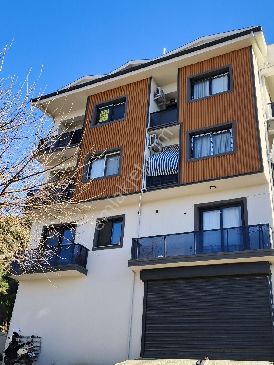 Fethiyede Patlayıç Hıdırlık Bölgesınde Asansörü Satılık Daire