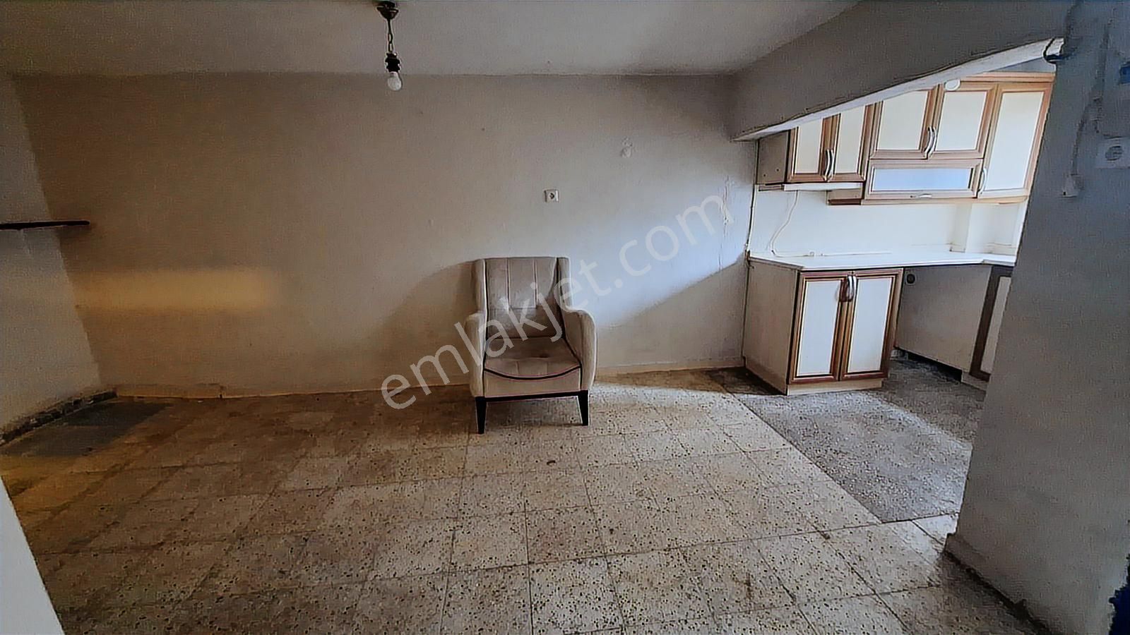 Remax Arma'dan Izmır Buca Yıldız Mh. Kıralık 1+1 Daıre - Görsel 6