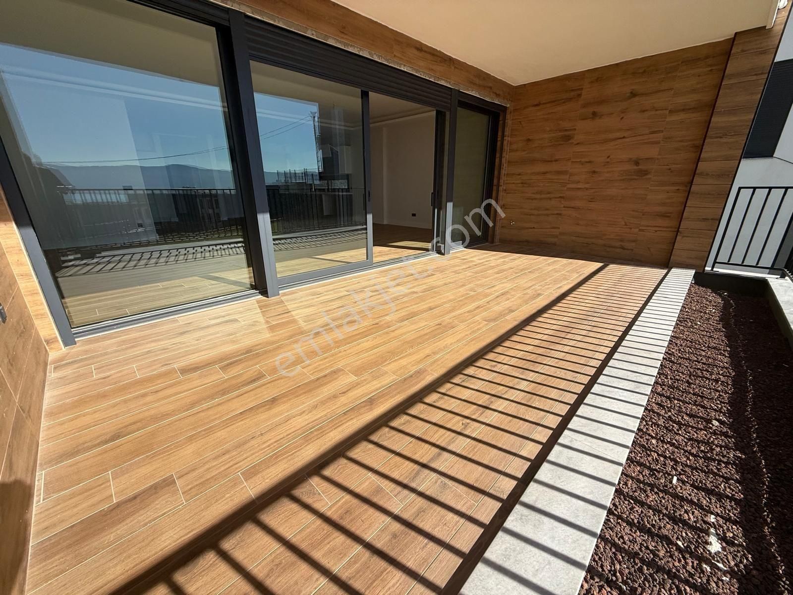 Deniz Manzarahavuzlu Sitede 185 M2 3+1 Sıfır Daire - Görsel 20