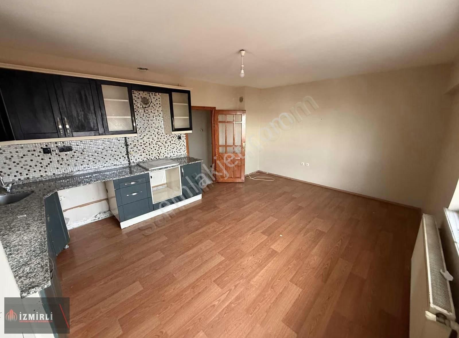 Serdivan Kemalpaşada Üniversite Yanı 3+1, 110 M² Fırsat Daire - Görsel 8