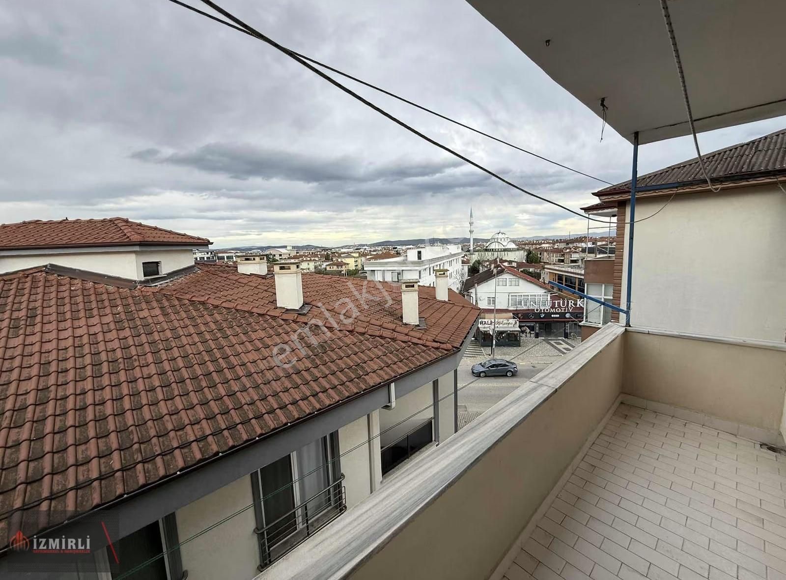 Serdivan Kemalpaşada Üniversite Yanı 3+1, 110 M² Fırsat Daire - Görsel 12