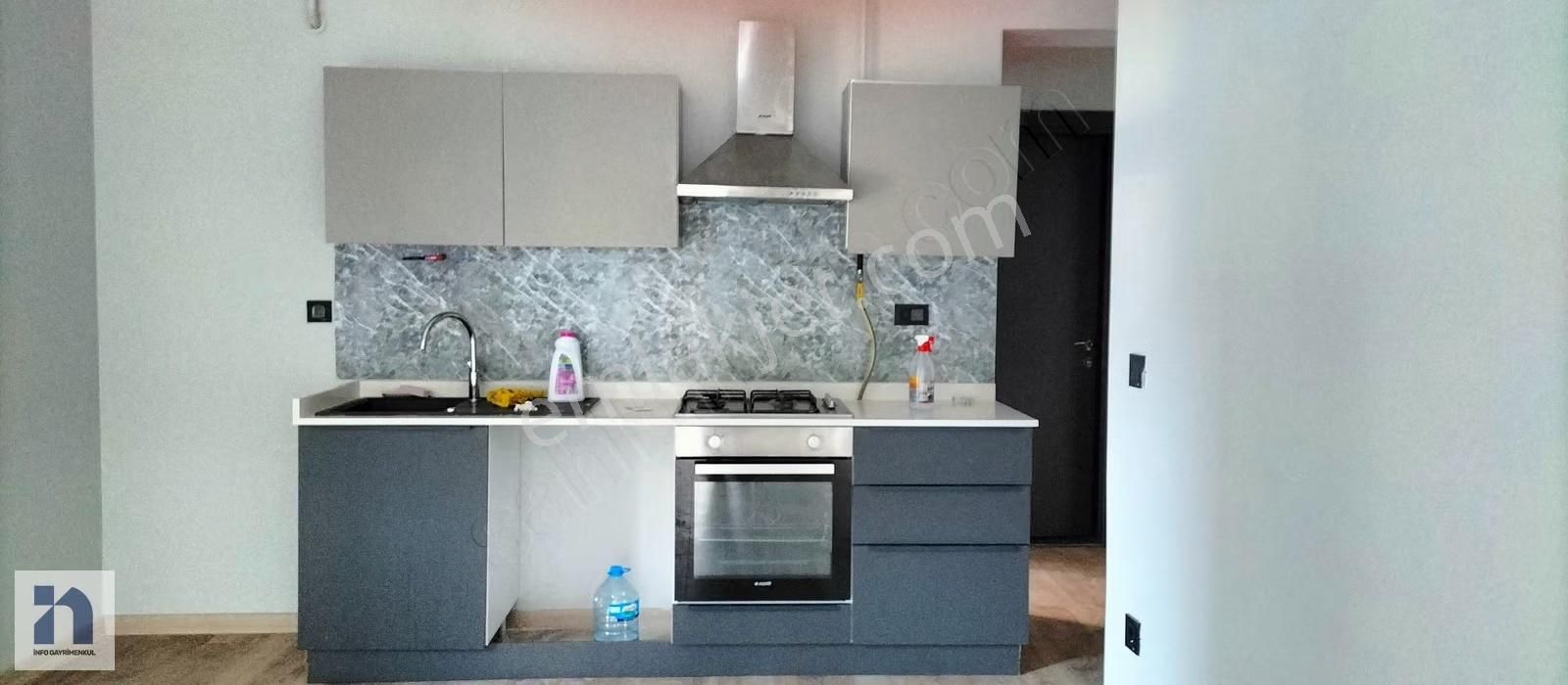 Ataevler Metro İstasyonu Yanı,100 M2 Satılık Daire Veya Homeofis - Görsel 2