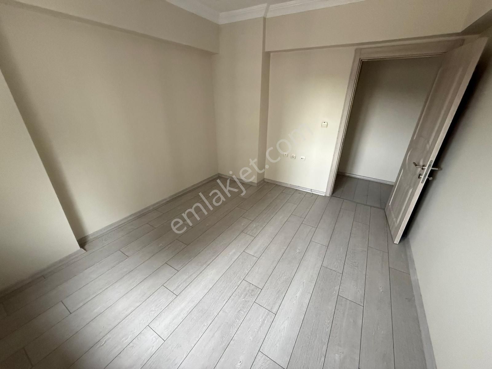 Rıza Acar'dan Turgut Özal Mahallesi Dört Pınar Sit. Yapılı 3+1 - Görsel 33