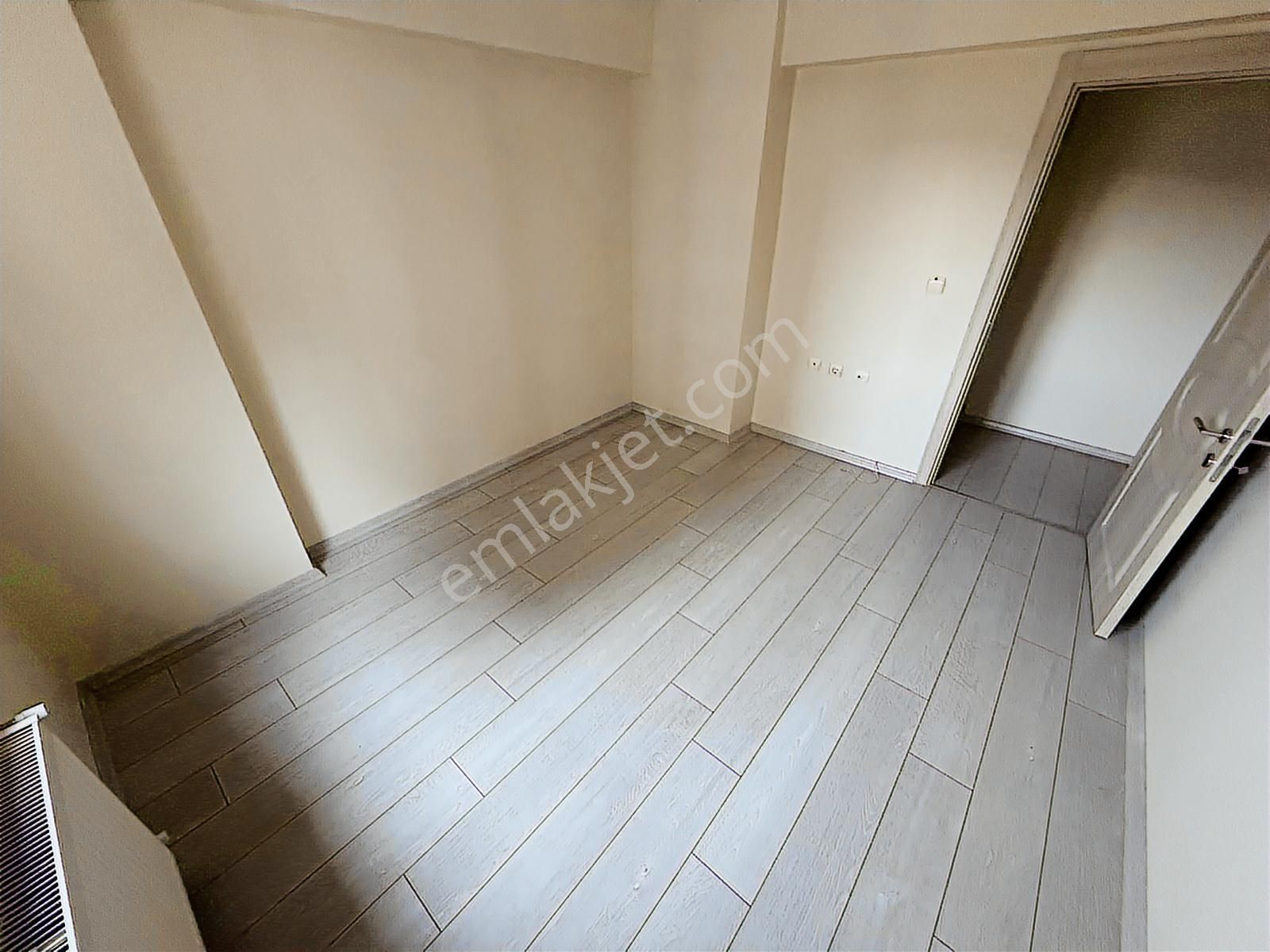 Rıza Acar'dan Turgut Özal Mahallesi Dört Pınar Sit. Yapılı 3+1 - Görsel 8