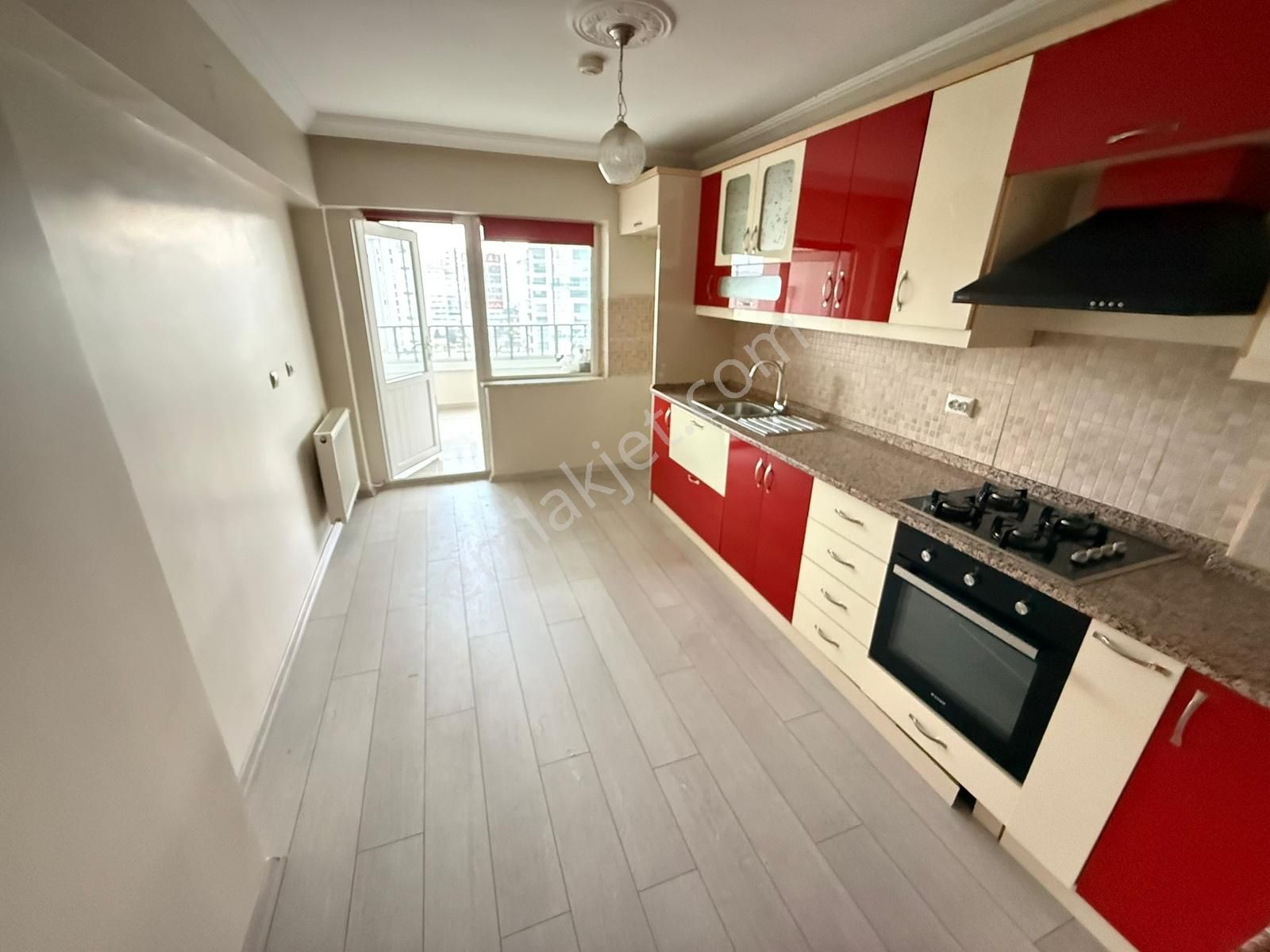 Rıza Acar'dan Turgut Özal Mahallesi Dört Pınar Sit. Yapılı 3+1 - Görsel 25