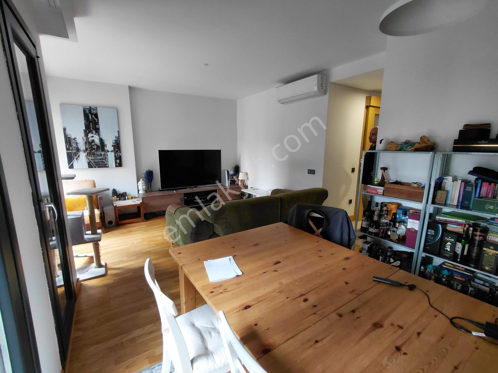 Kadıköy Kalamış Sahil Yolunda 3+1 Kiralık Daire 90 M2 Net - Görsel 6