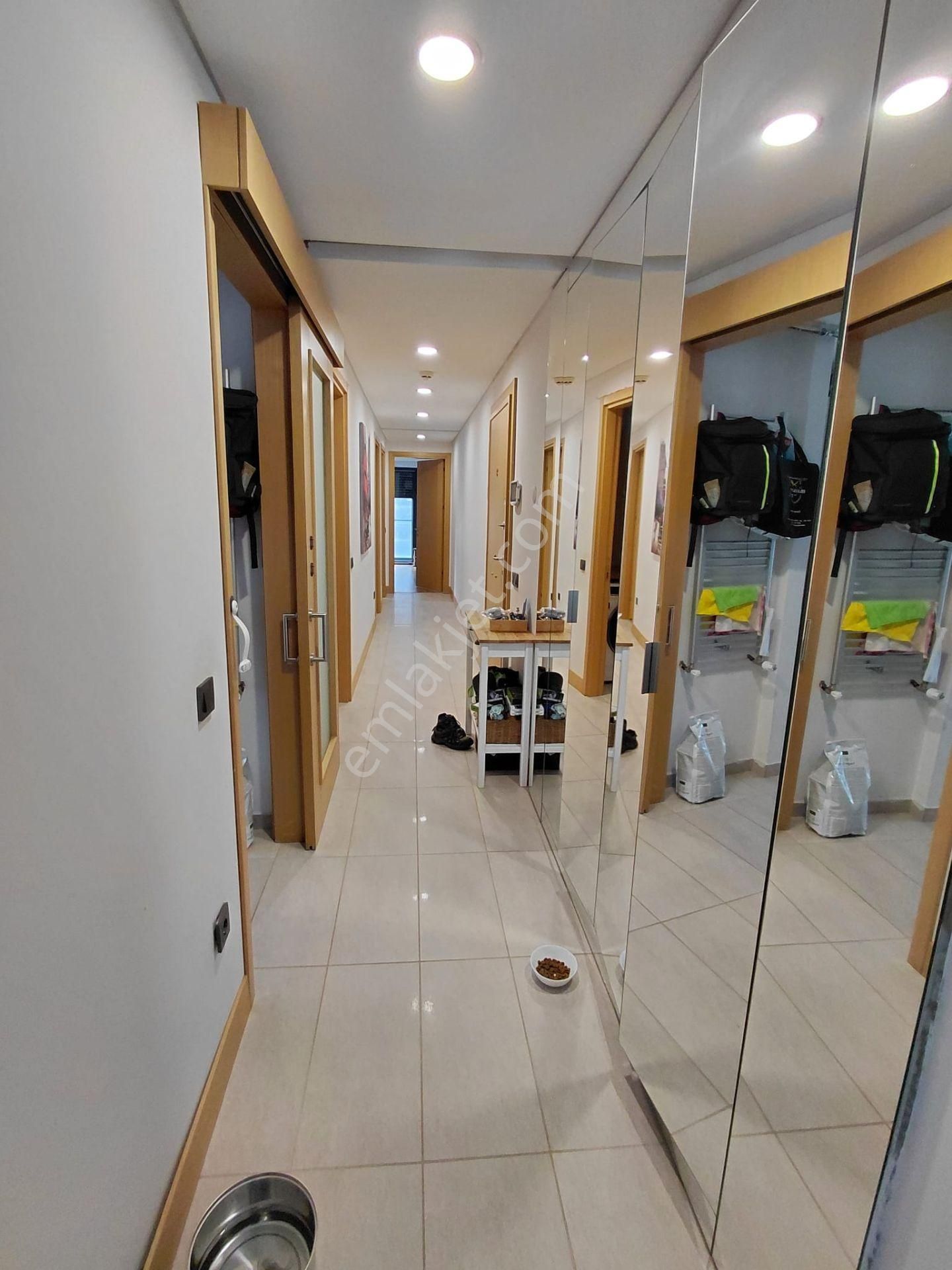 Kadıköy Kalamış Sahil Yolunda 3+1 Kiralık Daire 90 M2 Net - Görsel 12