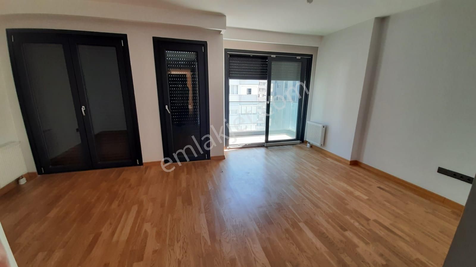 Kadıköy Kalamış Sahil Yolunda 3+1 Kiralık Daire 90 M2 Net - Görsel 11