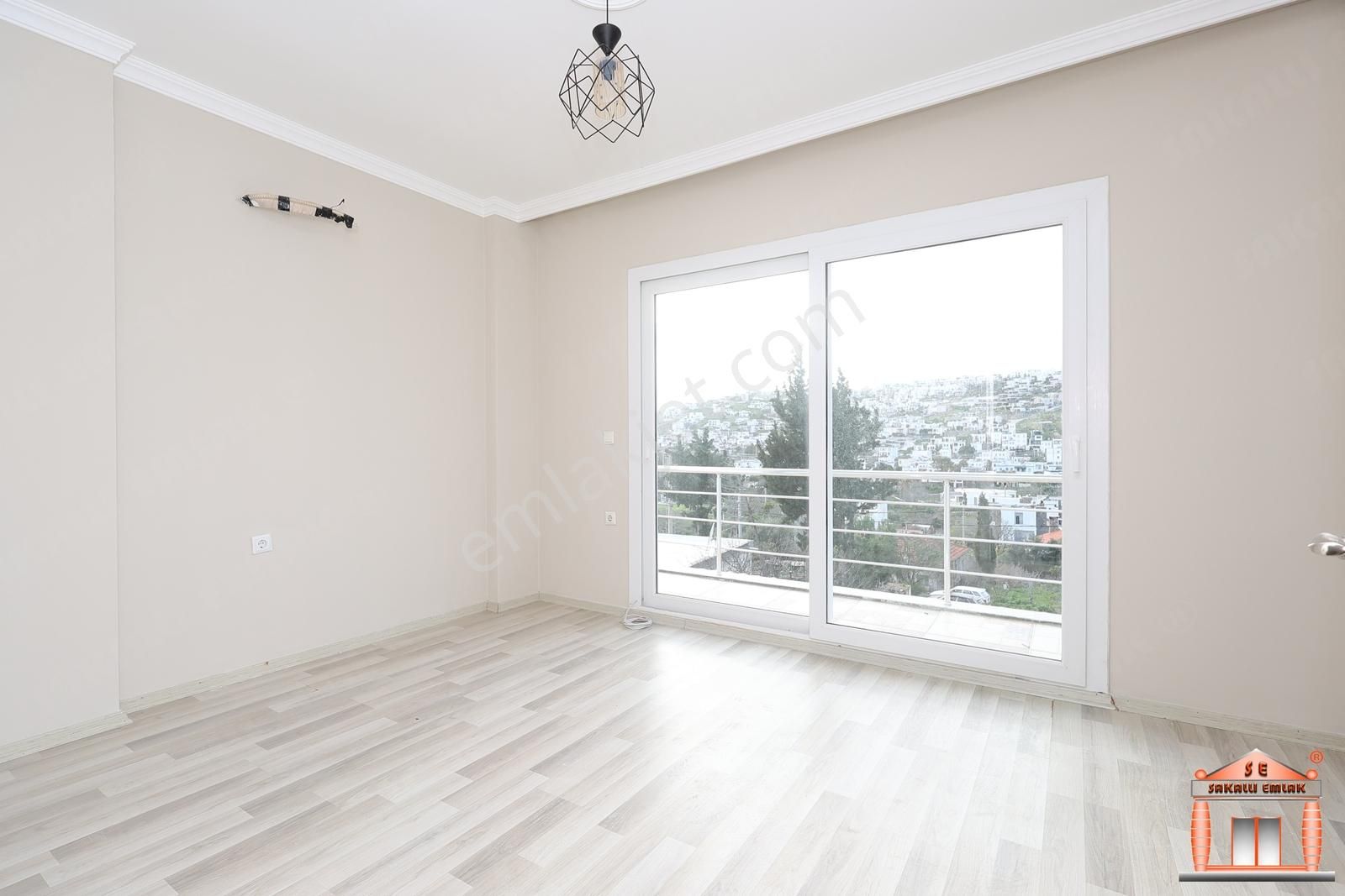 ️s-a-k-a-l-l-ı-dan Akyarlarda Bahçeli Kiralık Dubleks - Görsel 5