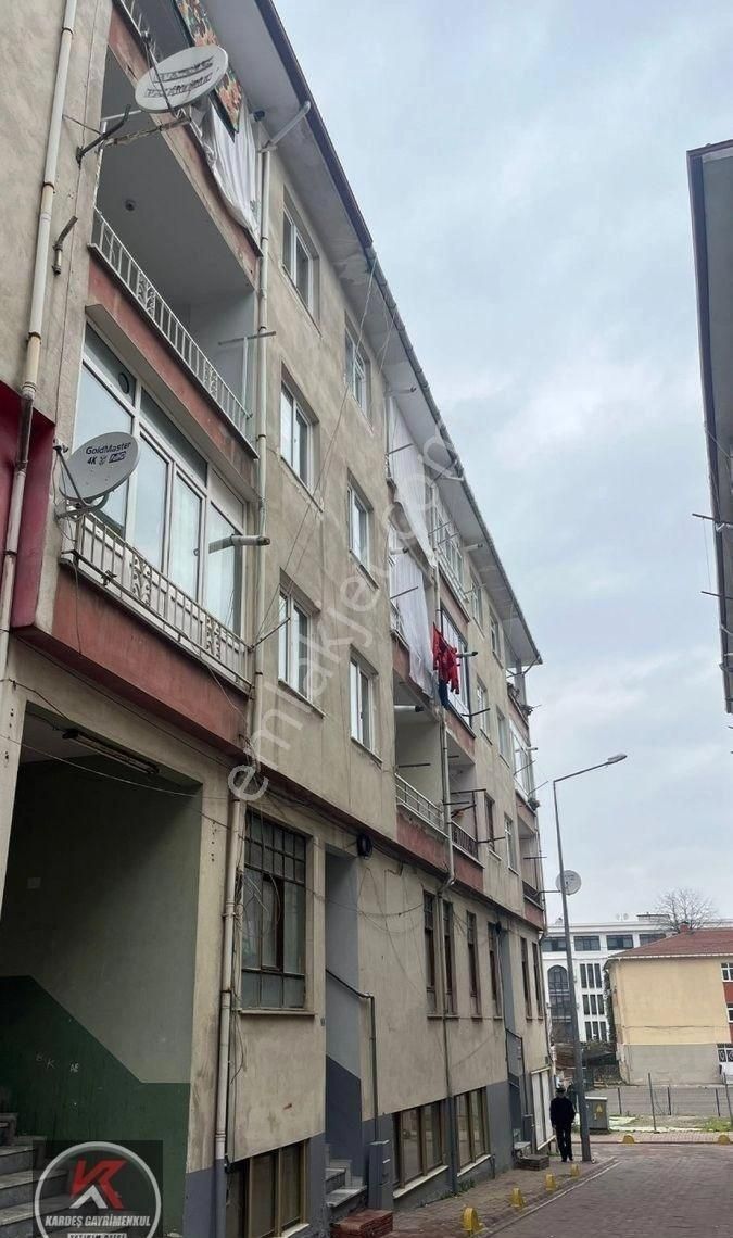 Merkezi Lokasyonda, Yatırıma Uygun, İskanlı 3+1 Fırsat Daire - Görsel 35