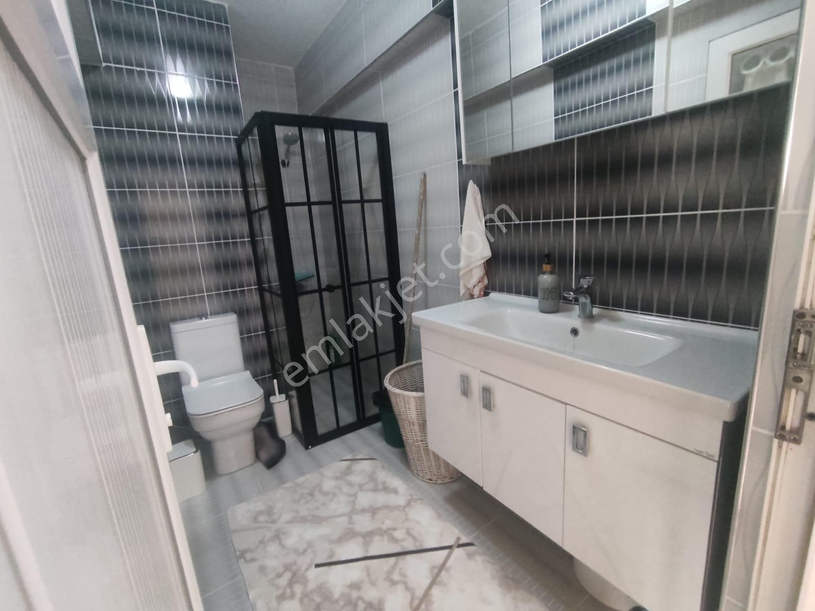 Yakamoz Emlak` Tan Kumlada Satılık 2+1 Havuzlu Eşyalı Daire - Görsel 4