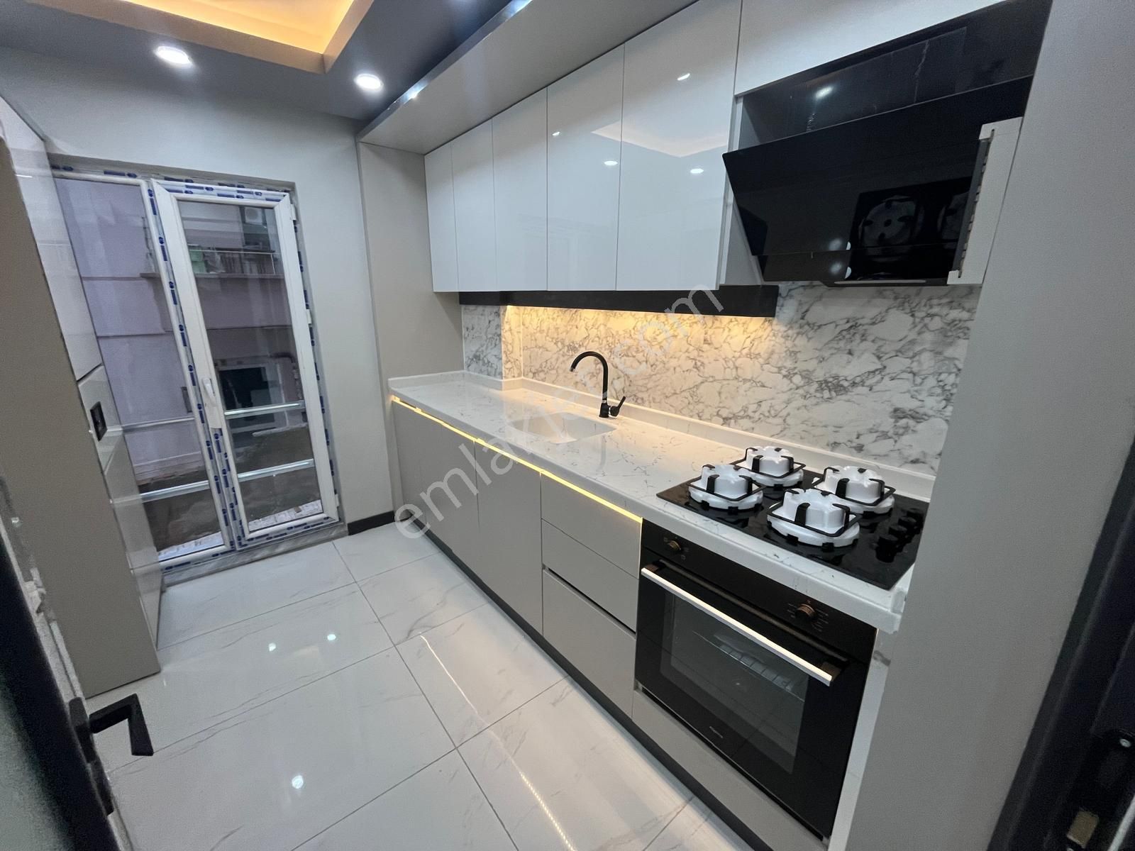 Mç Emlak'tan Atatürk Mahallesin'de 2+1 Satılık Daire