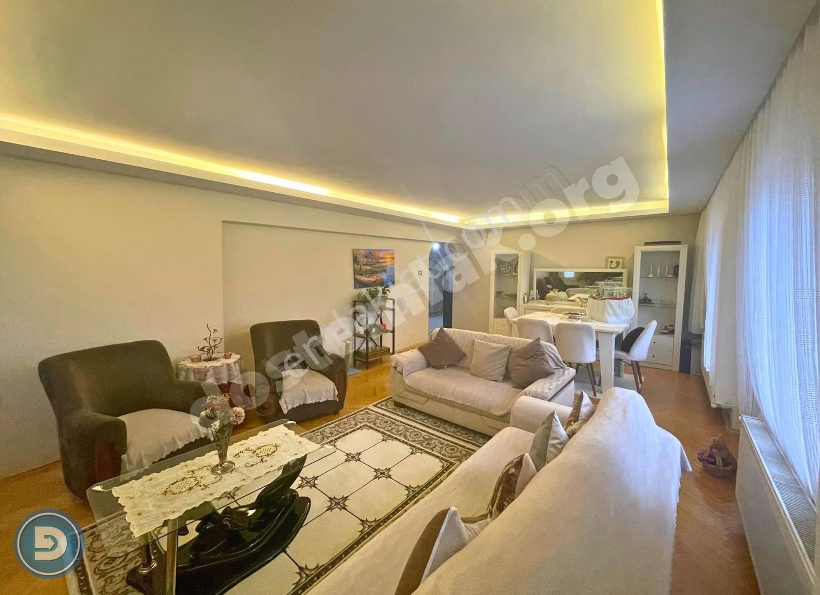 Ataevlerde Fsm Bulvarına Komşu Geniş 3+1 Daire // Dost Emlak - Görsel 4