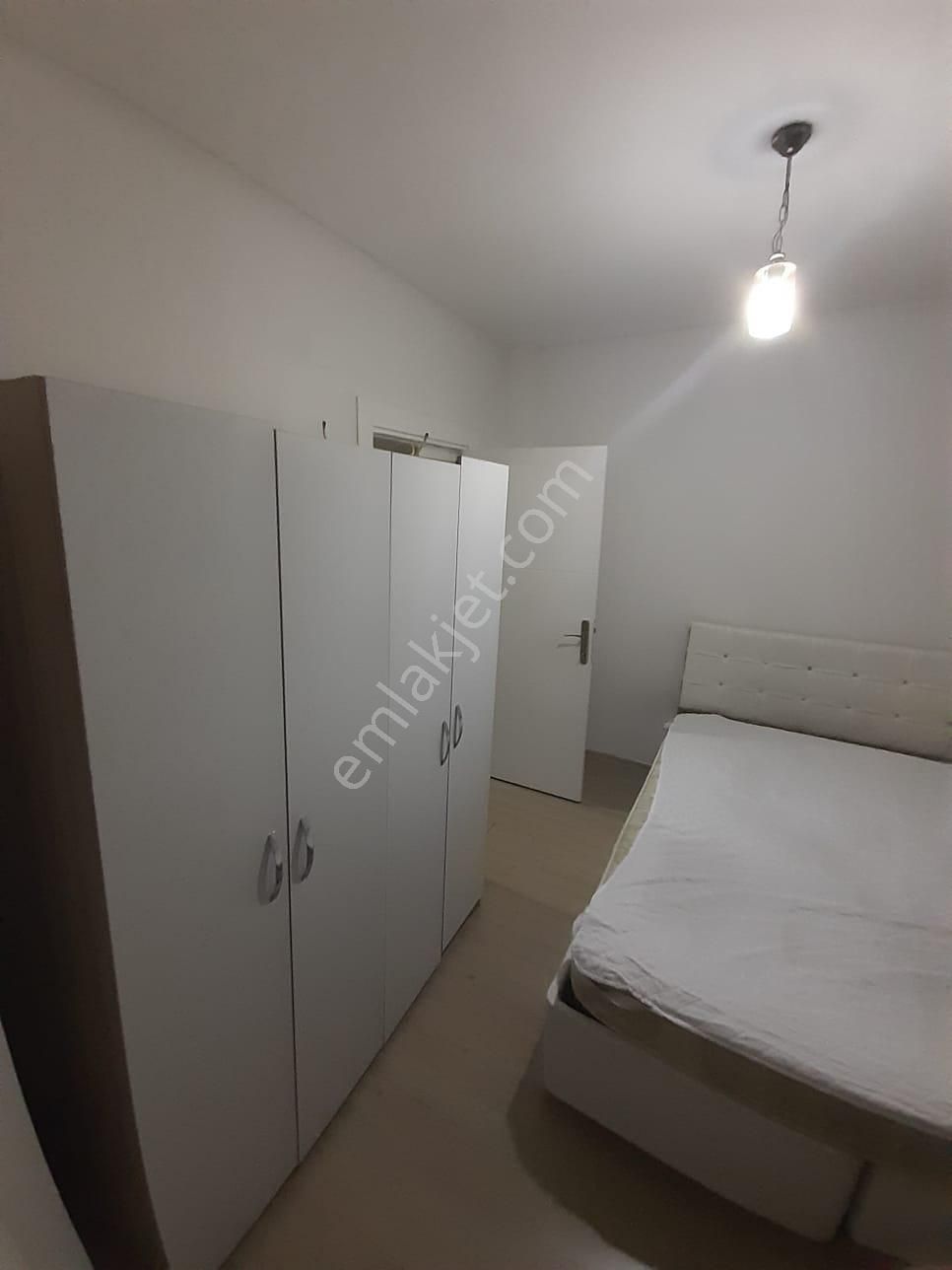 Mersin Üniv Yolu 1+1 Eşyalı Sitede Otoparklı Merkezi Kiralık Daire - Görsel 7