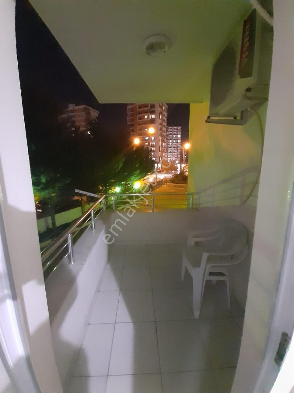 Mersin Üniv Yolu 1+1 Eşyalı Sitede Otoparklı Merkezi Kiralık Daire - Görsel 11