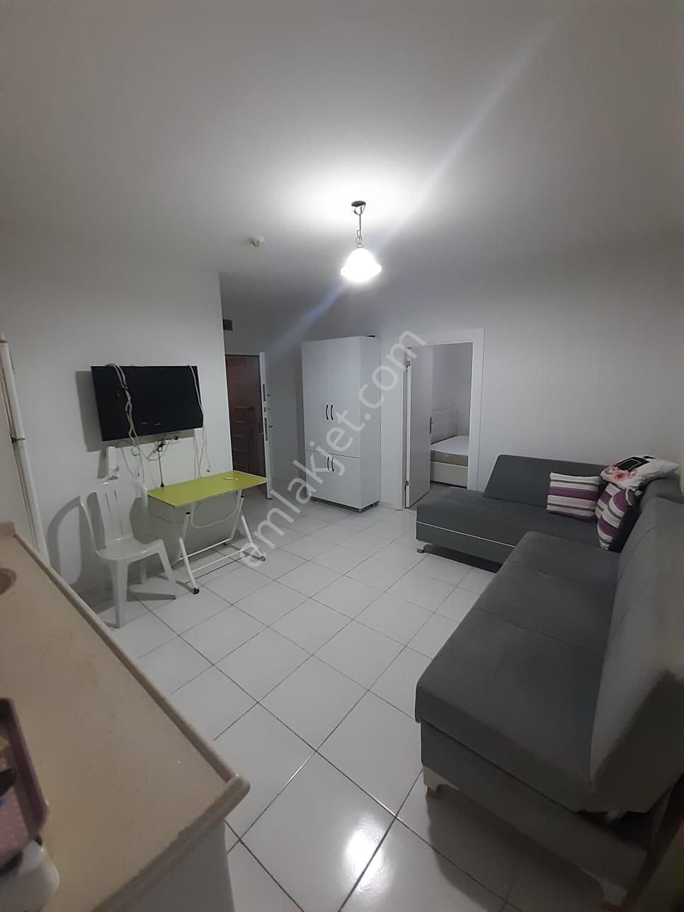 Mersin Üniv Yolu 1+1 Eşyalı Sitede Otoparklı Merkezi Kiralık Daire - Görsel 13