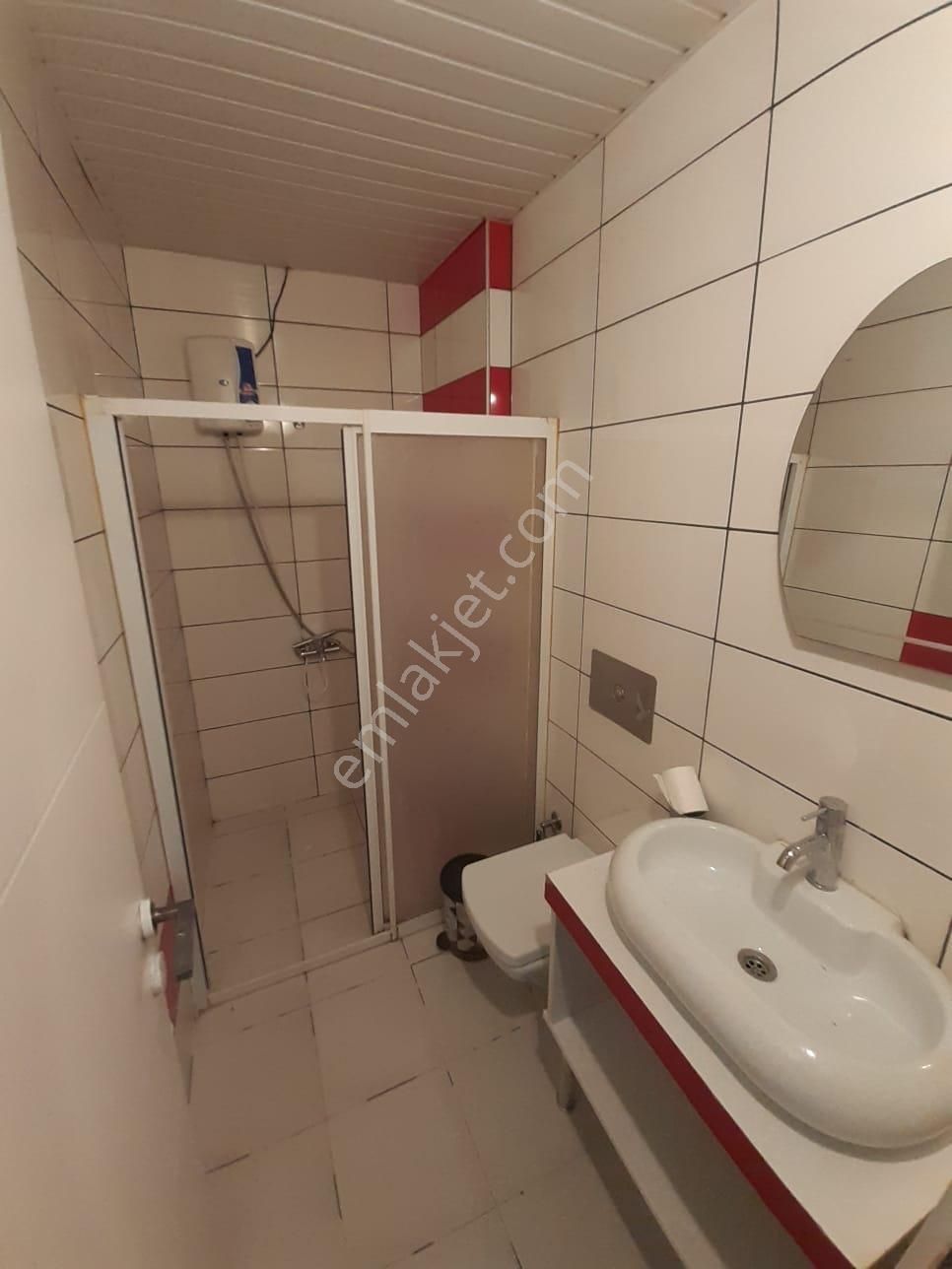 Mersin Üniv Yolu 1+1 Eşyalı Sitede Otoparklı Merkezi Kiralık Daire - Görsel 9