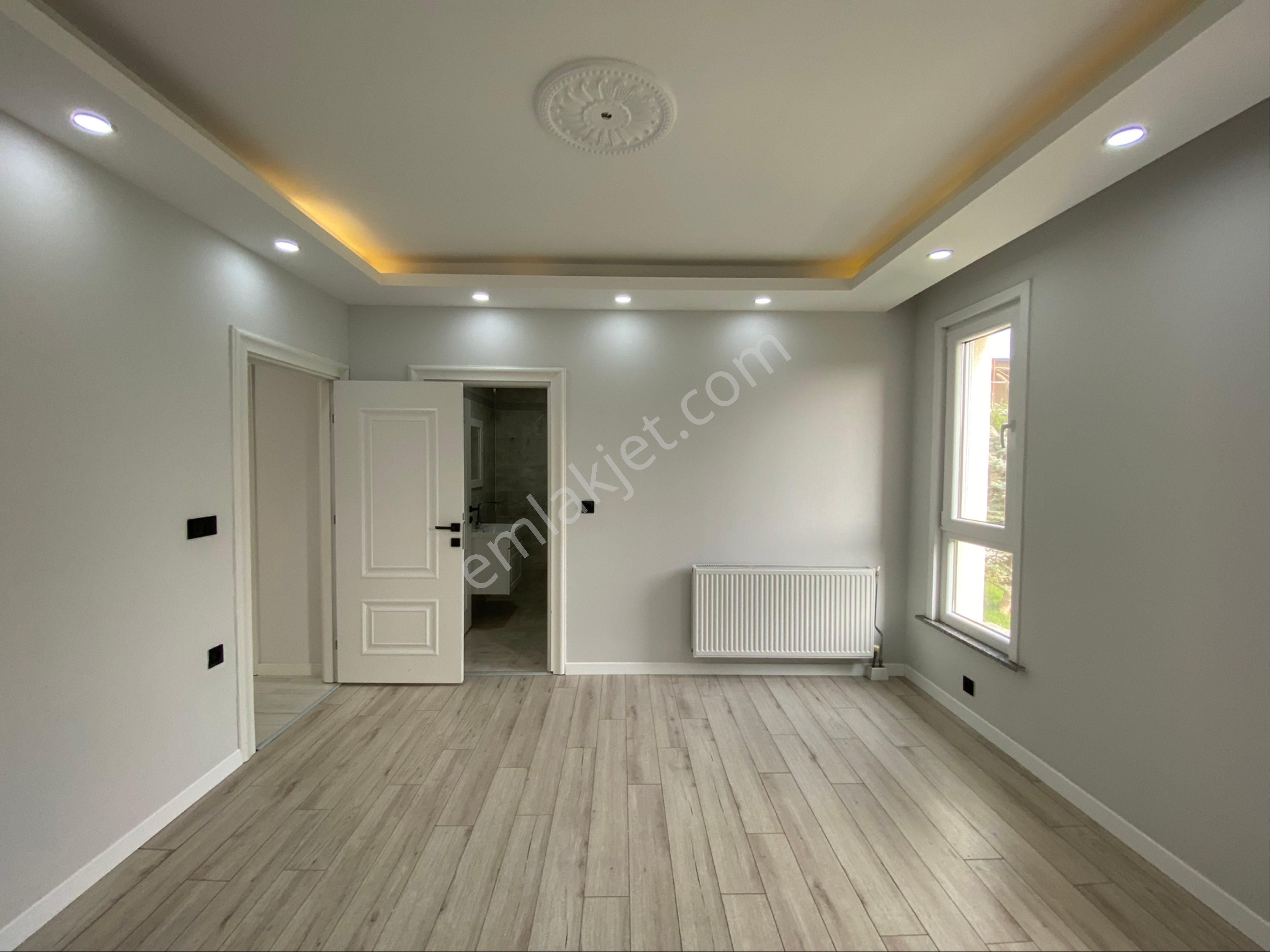 Önerlerde 3+1 Bahçe Katı Site İçerisinde Satılık Lüx Daire // Revos // - Görsel 17