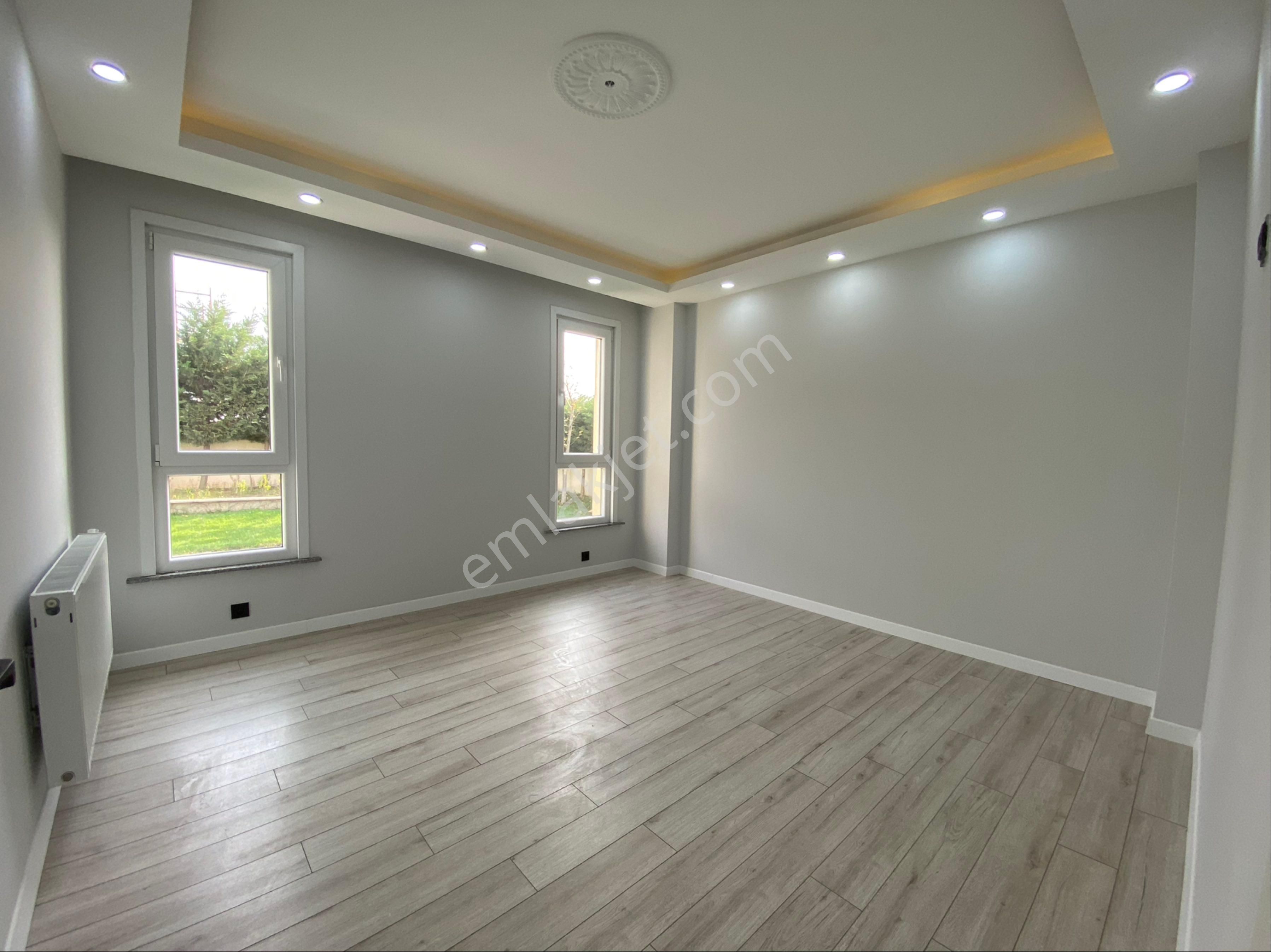 Önerlerde 3+1 Bahçe Katı Site İçerisinde Satılık Lüx Daire // Revos // - Görsel 15