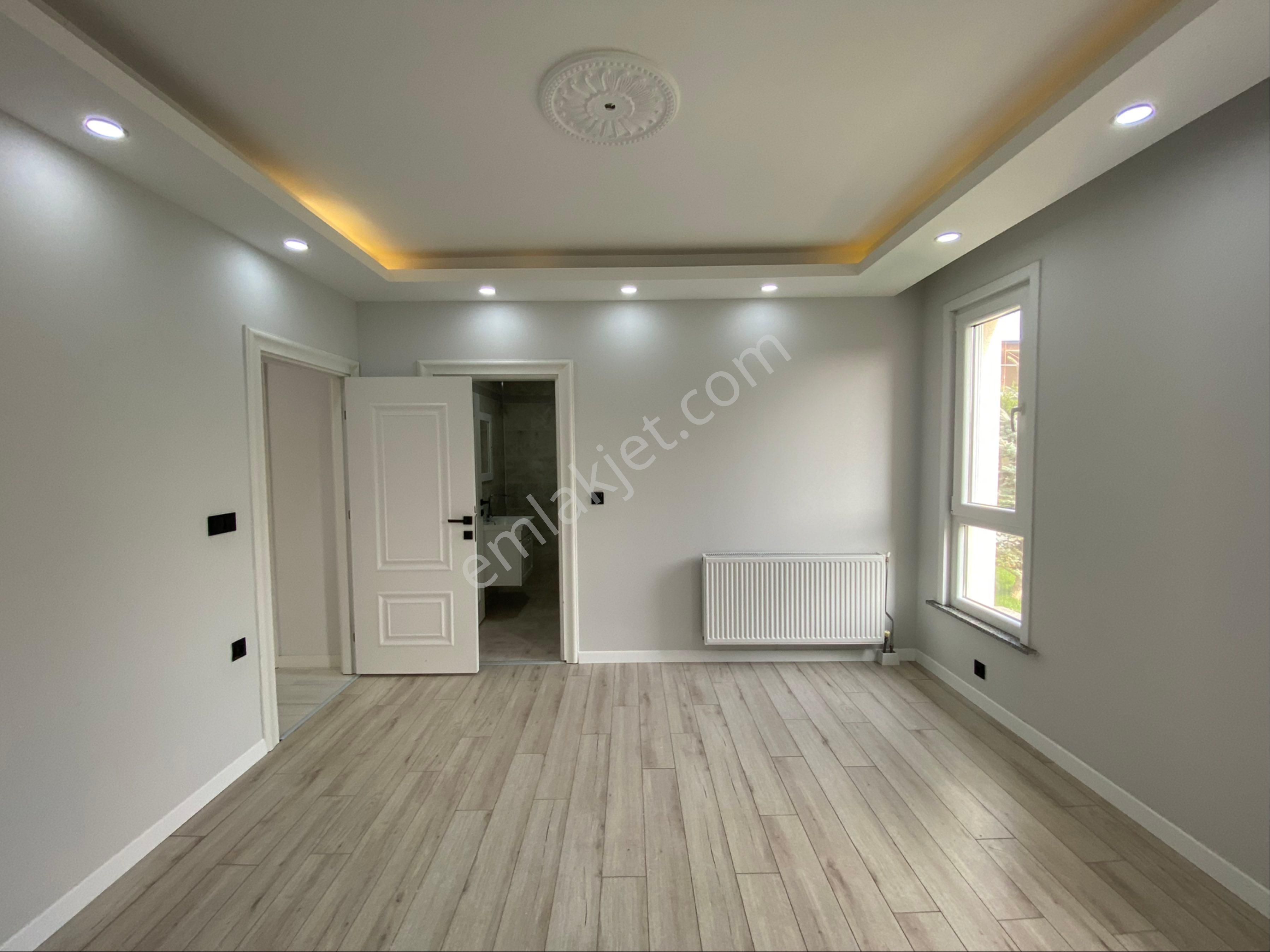 Önerlerde 3+1 Bahçe Katı Site İçerisinde Satılık Lüx Daire // Revos // - Görsel 20
