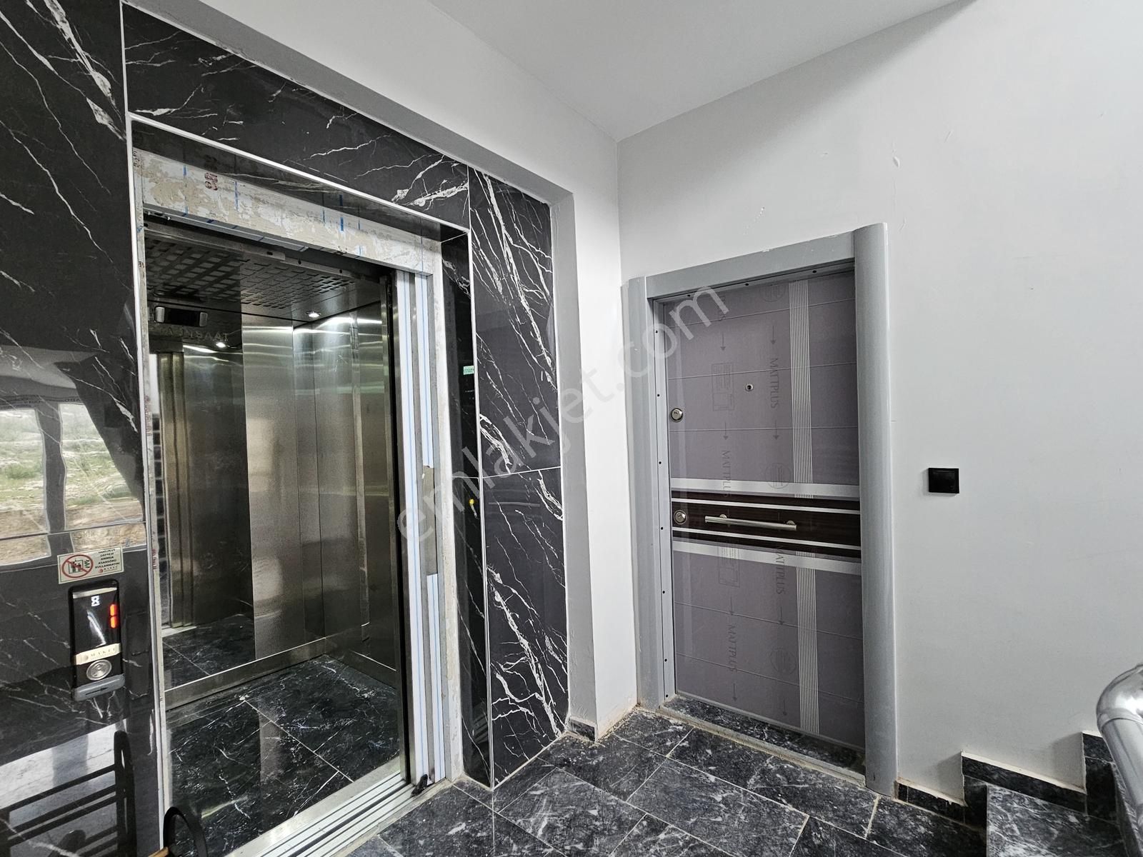 V.esentepe'de Satılık 2+1 95m2 Asansörlü Ayrı Mutfaklı Lüx Daire - Görsel 11