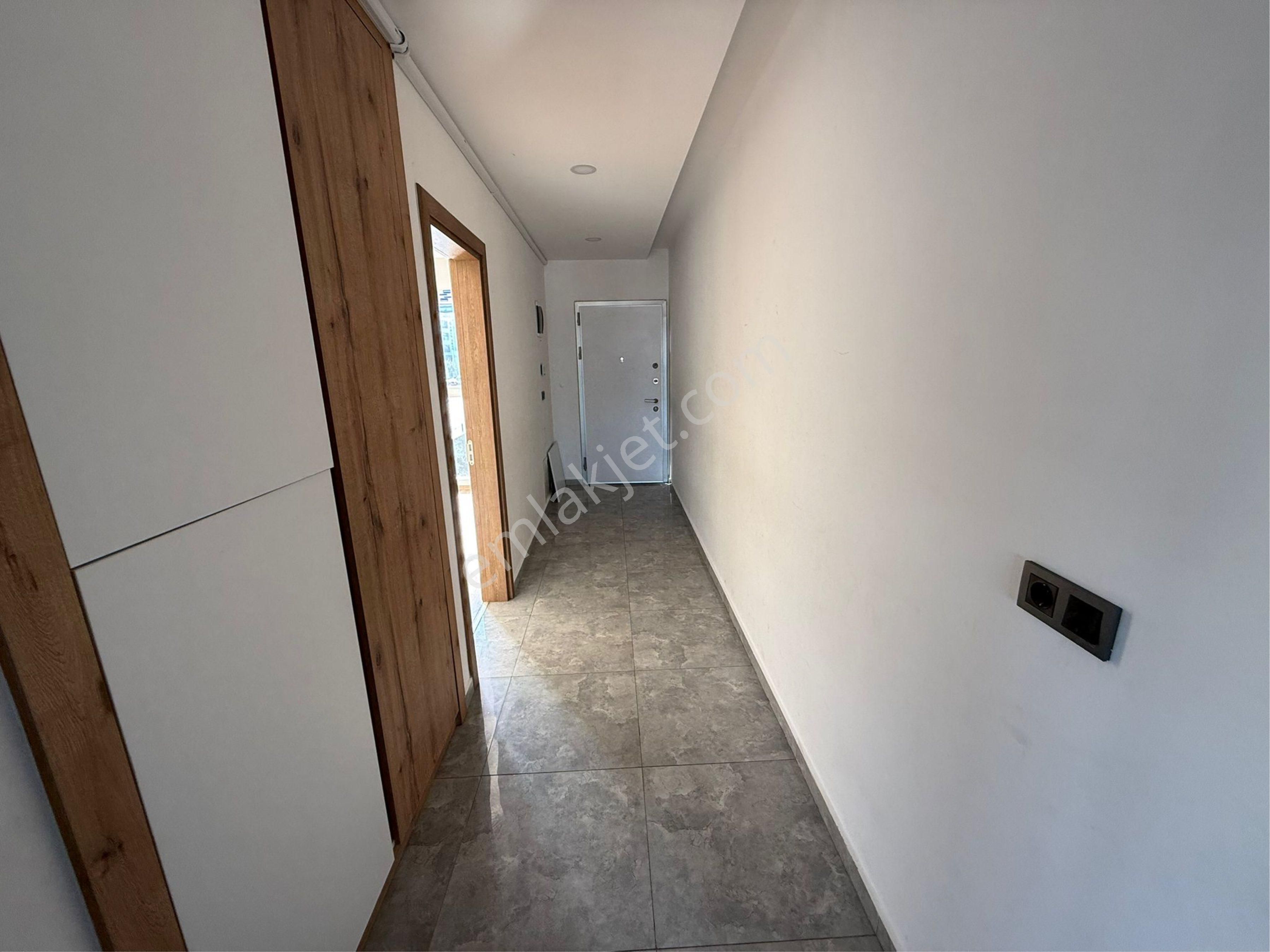 Havuzlu Sitede Arakat 3+1 Daire - Görsel 22