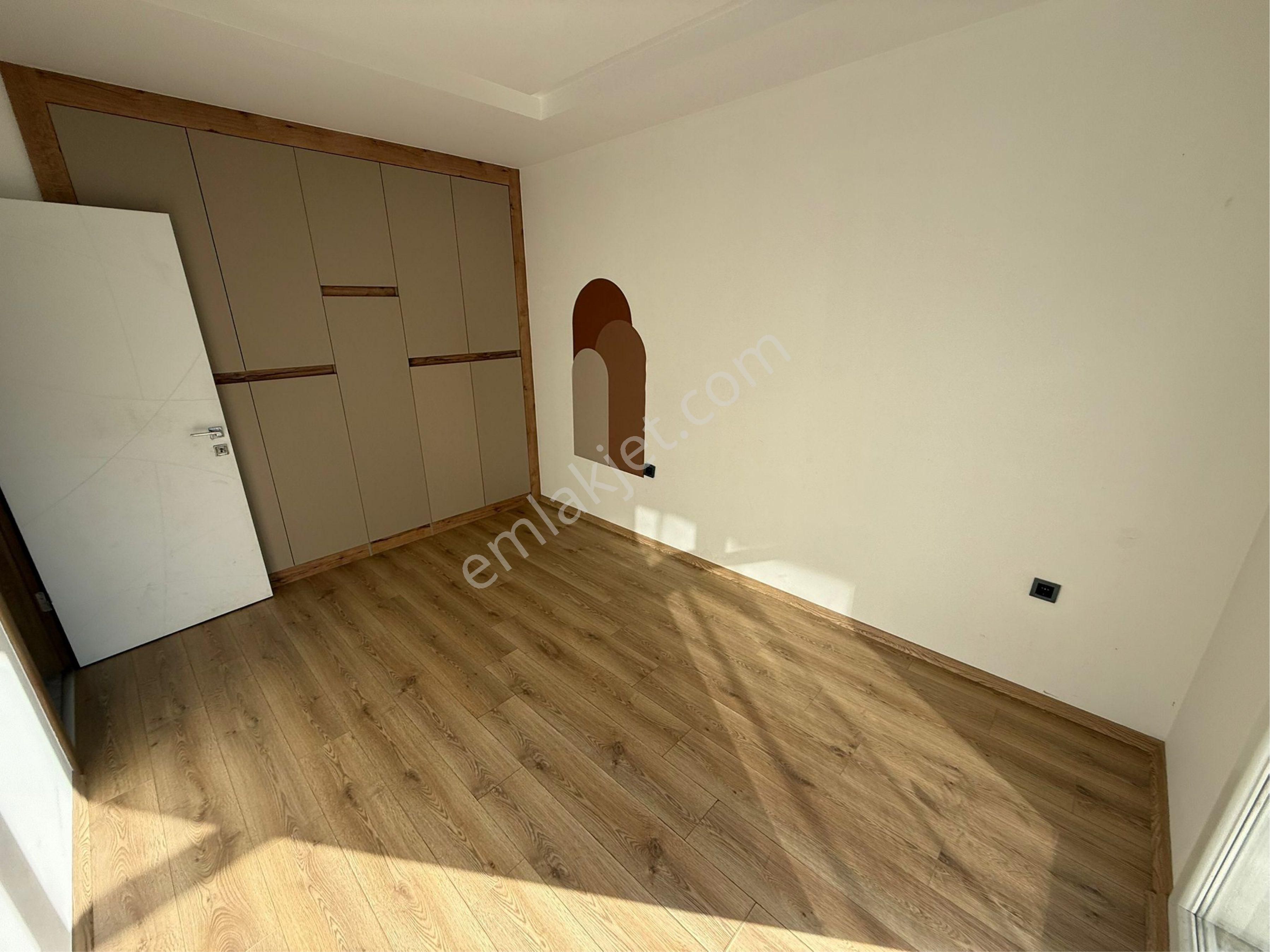 Havuzlu Sitede Arakat 3+1 Daire - Görsel 28