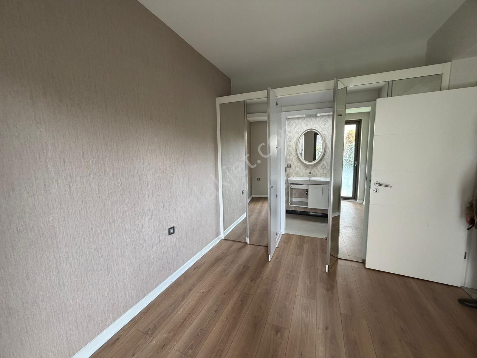 Emlak Buraya/ İzmir Buca Myvia Yıldız Sitesi Satılık 3+1 Daire - Görsel 3