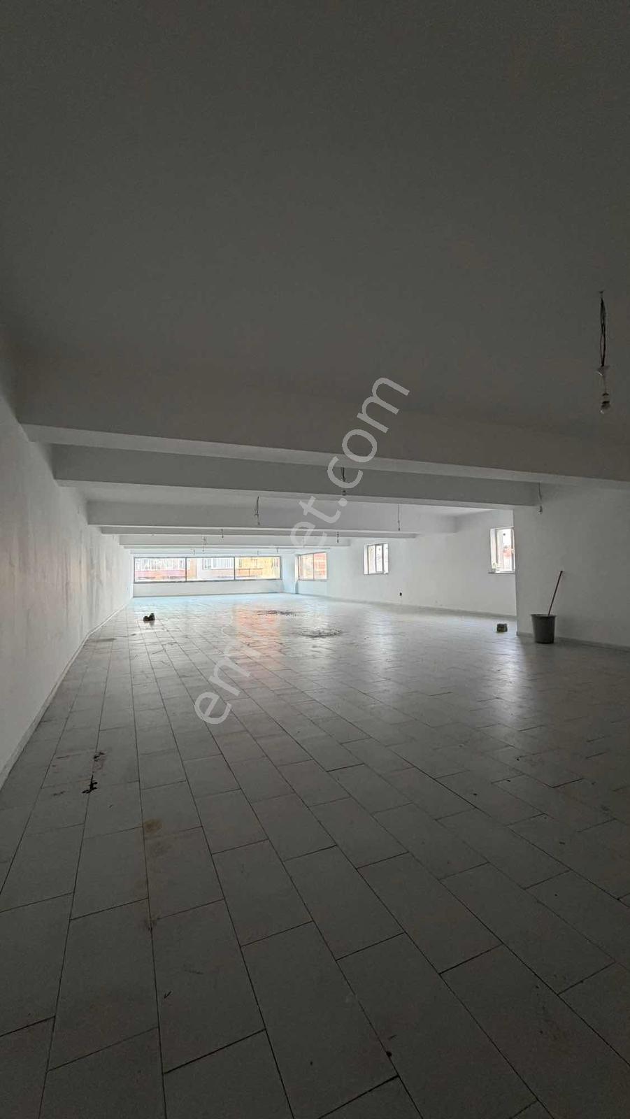 Merkezi Konumda 400 M² Asansörlü Kiralık İşyeri - Görsel 18