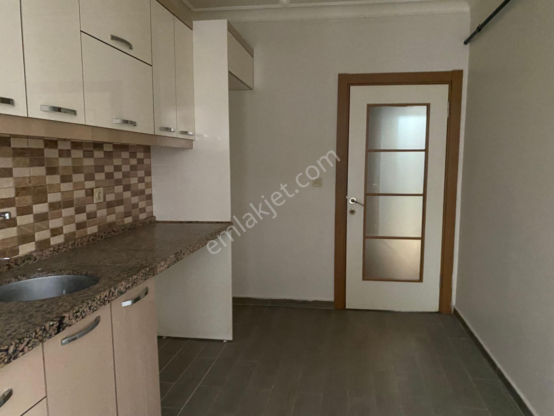 Avrupa Emlak Tan Esenfevzi Çakmak Mah 120 M² 3+1 1.normal Kat,asansörlü,iskanlı,çift Banyolu - Görsel 7