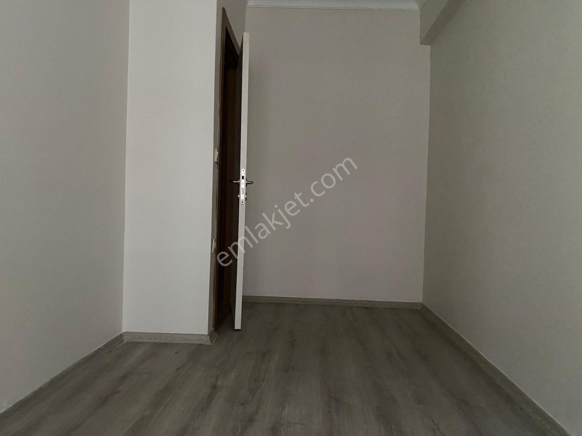 Avrupa Emlak Tan Esenfevzi Çakmak Mah 120 M² 3+1 1.normal Kat,asansörlü,iskanlı,çift Banyolu - Görsel 13