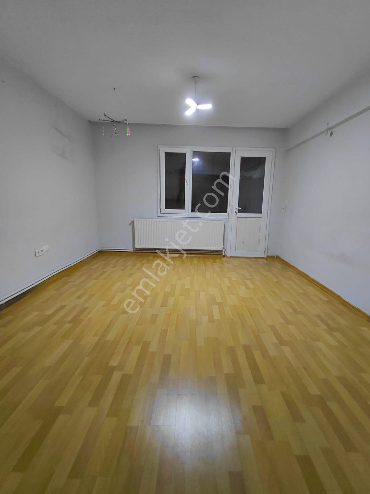 Bozyakada 2+1 Doğalgazlı Arakat Teraslı Daire - Görsel 9