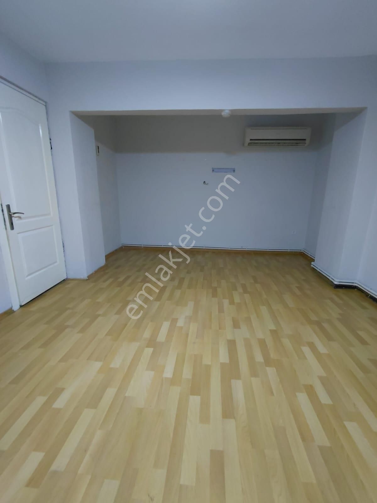 Bozyakada 2+1 Doğalgazlı Arakat Teraslı Daire - Görsel 5